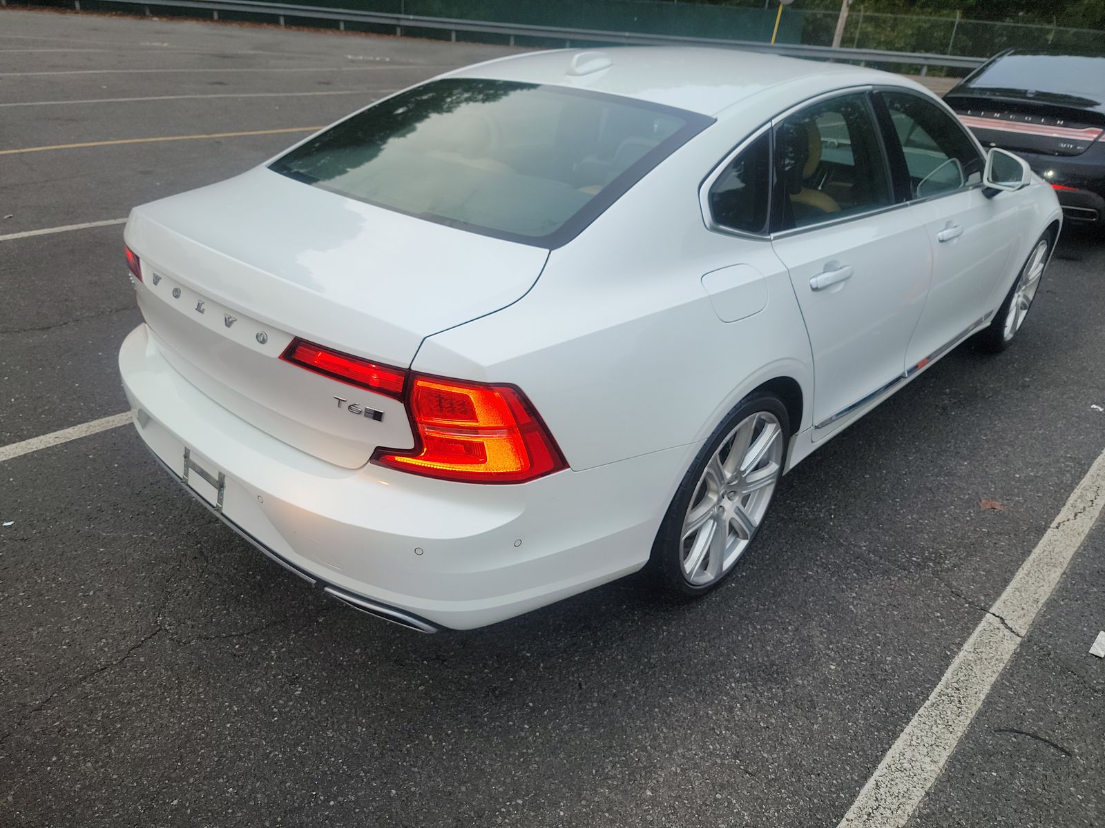 2017 Volvo S90 T6 Inscription AWD