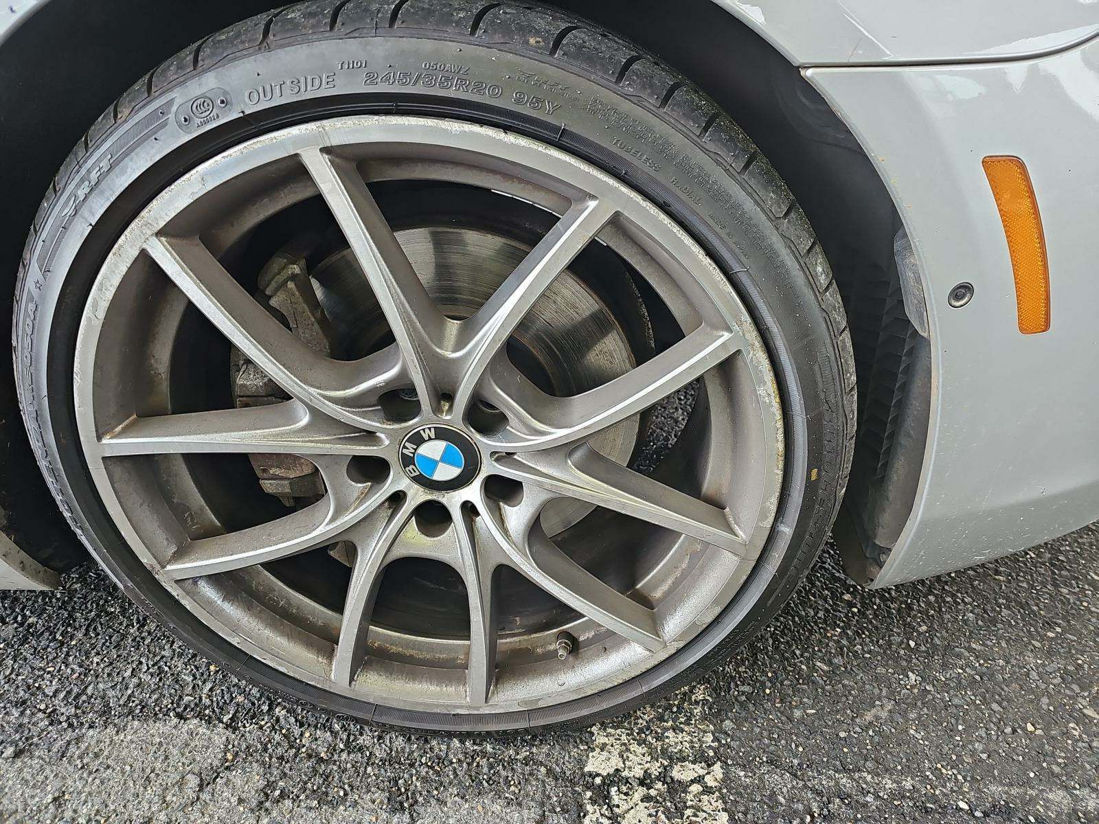 2012 BMW 6 Series 650i RWD