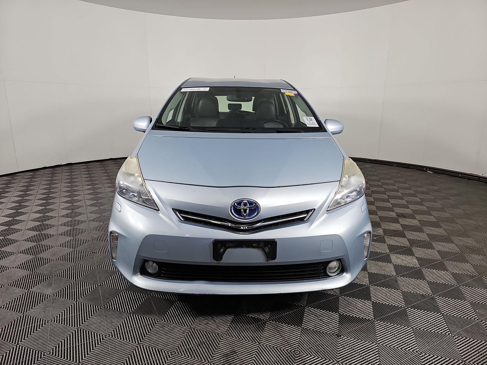 2013 Toyota Prius v Five FWD