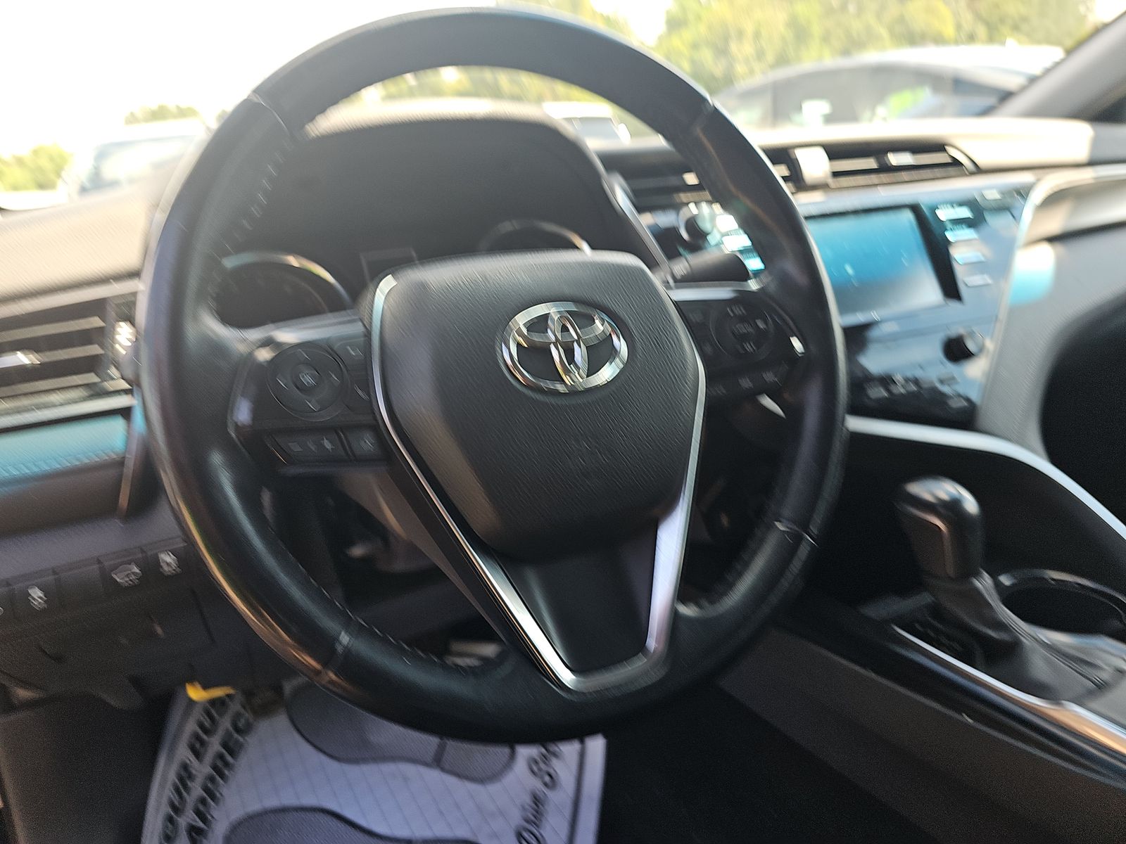 2020 Toyota Camry SE Nightshade FWD