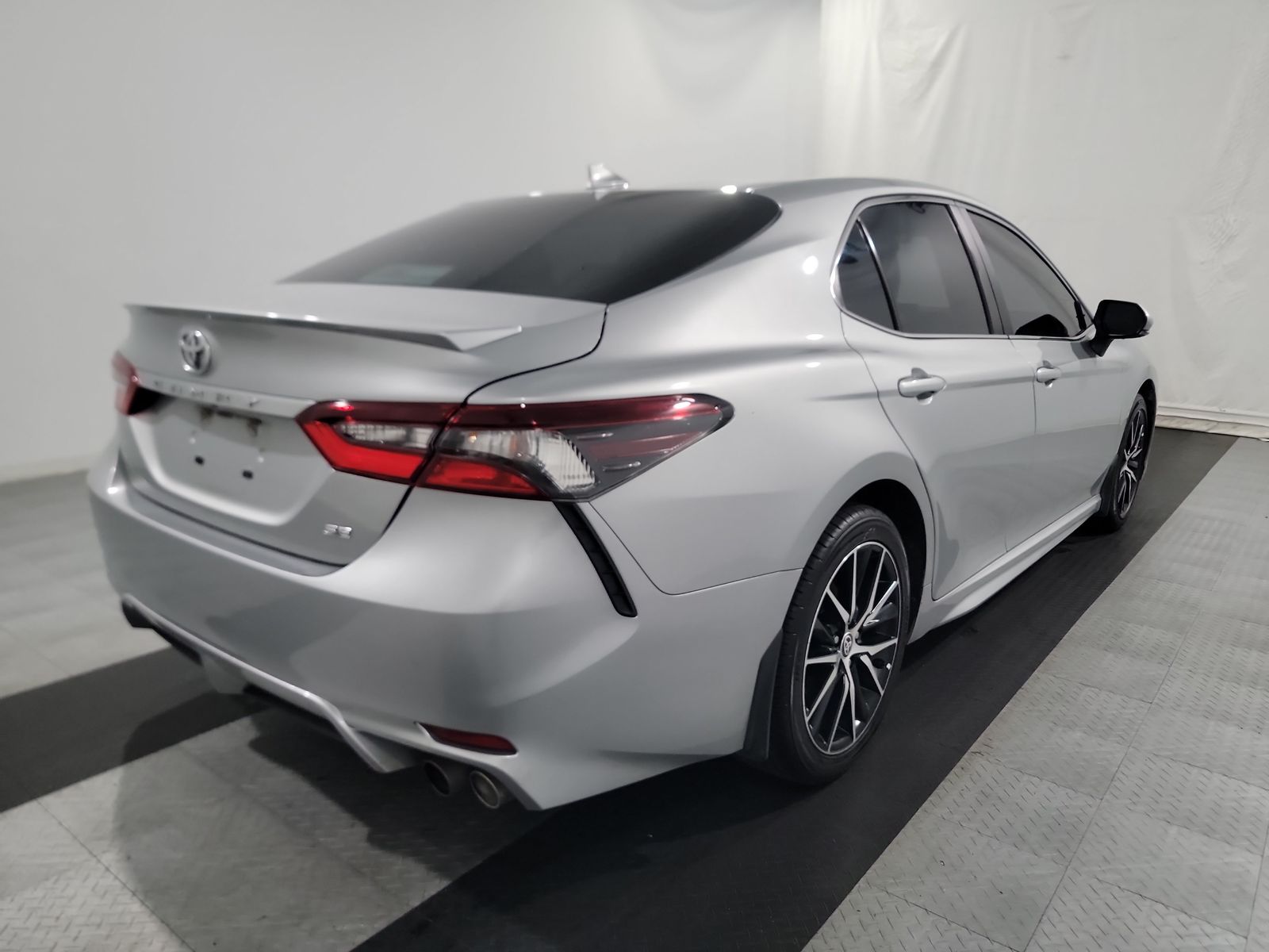 2022 Toyota Camry SE FWD