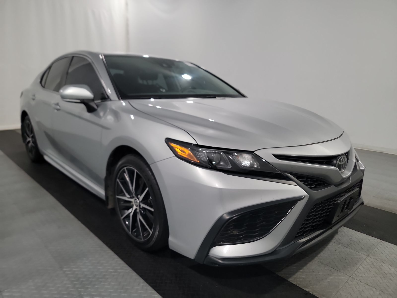 2022 Toyota Camry SE FWD