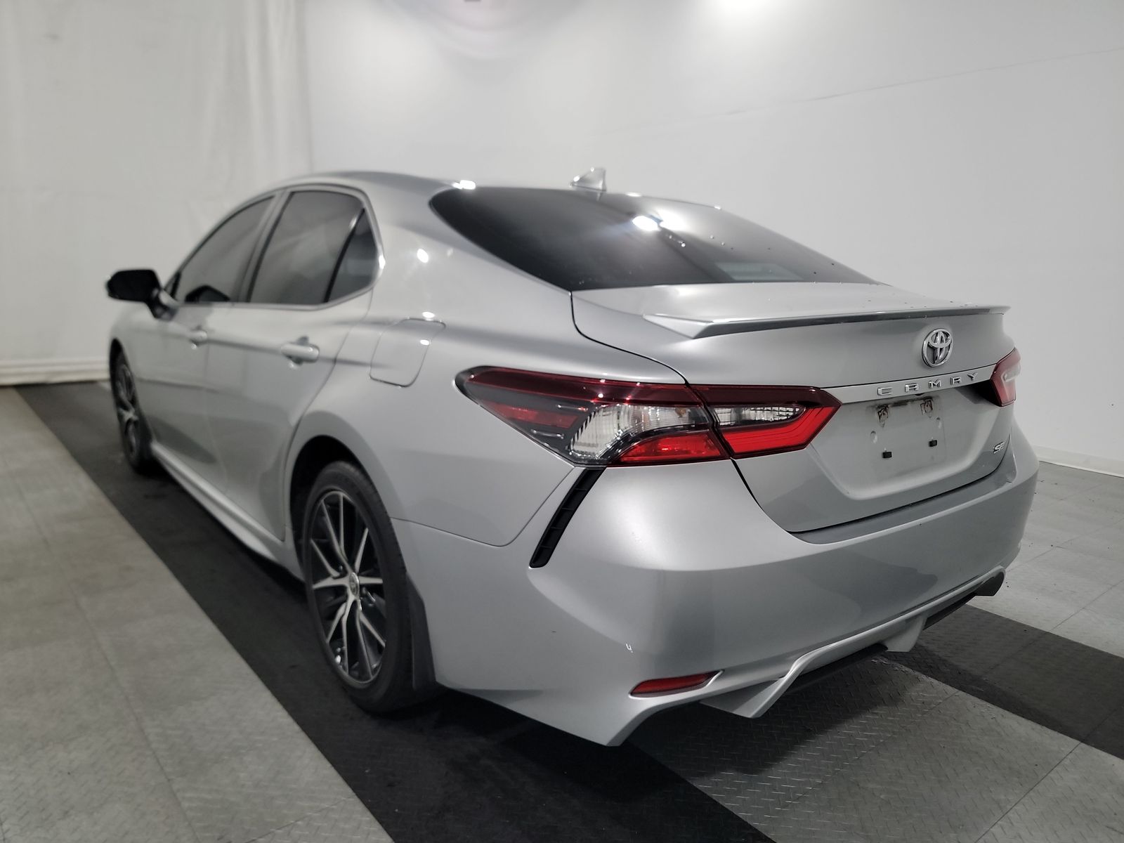 2022 Toyota Camry SE FWD