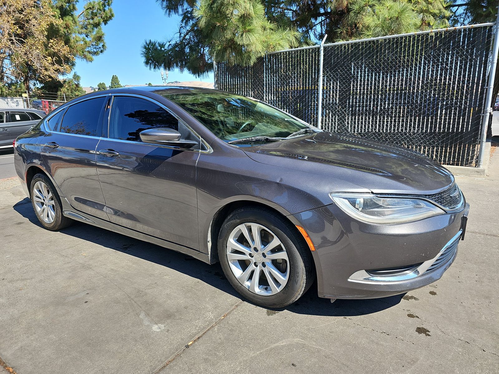 2016 Chrysler 200 Limited FWD