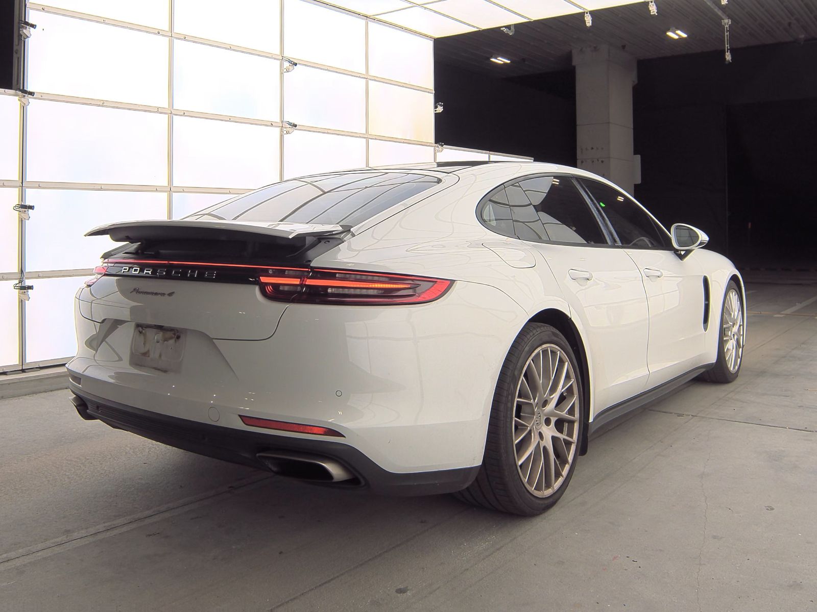 2018 Porsche Panamera 4 AWD