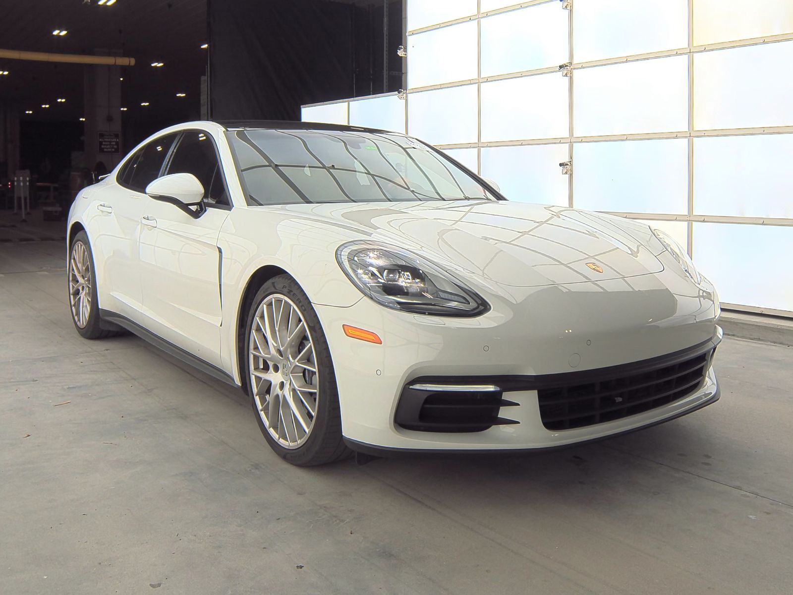 2018 Porsche Panamera 4 AWD