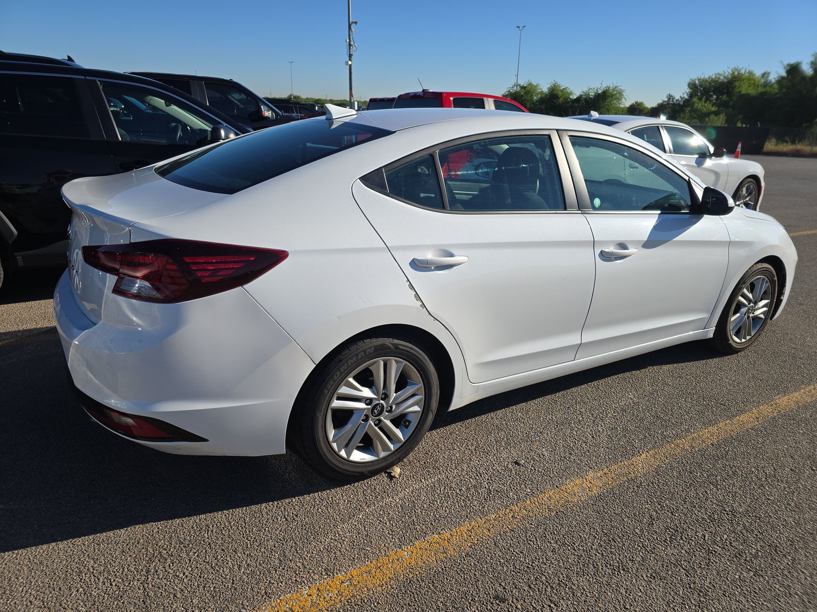 2020 Hyundai Elantra SEL FWD