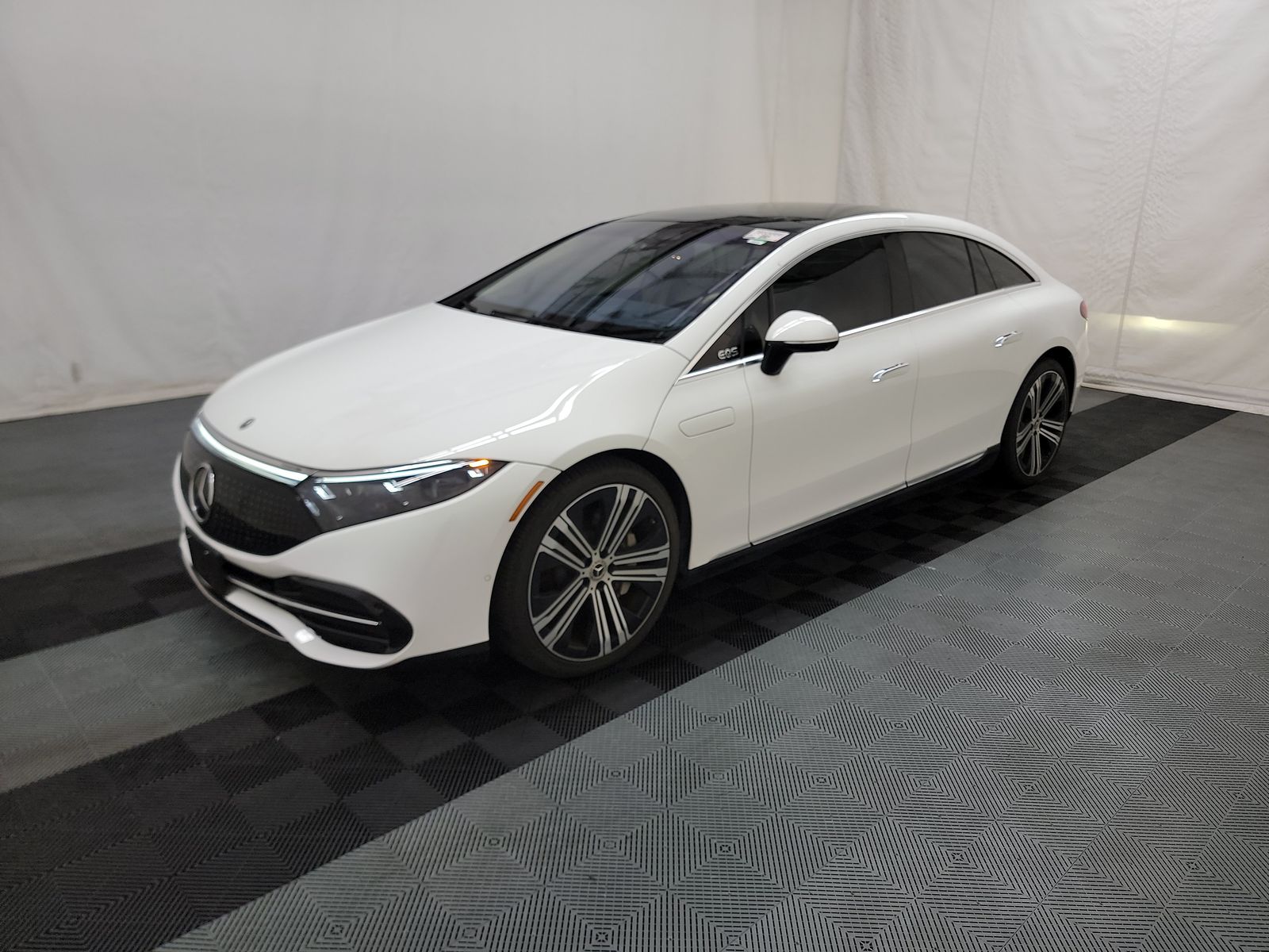 2022 Mercedes-Benz EQS 450+