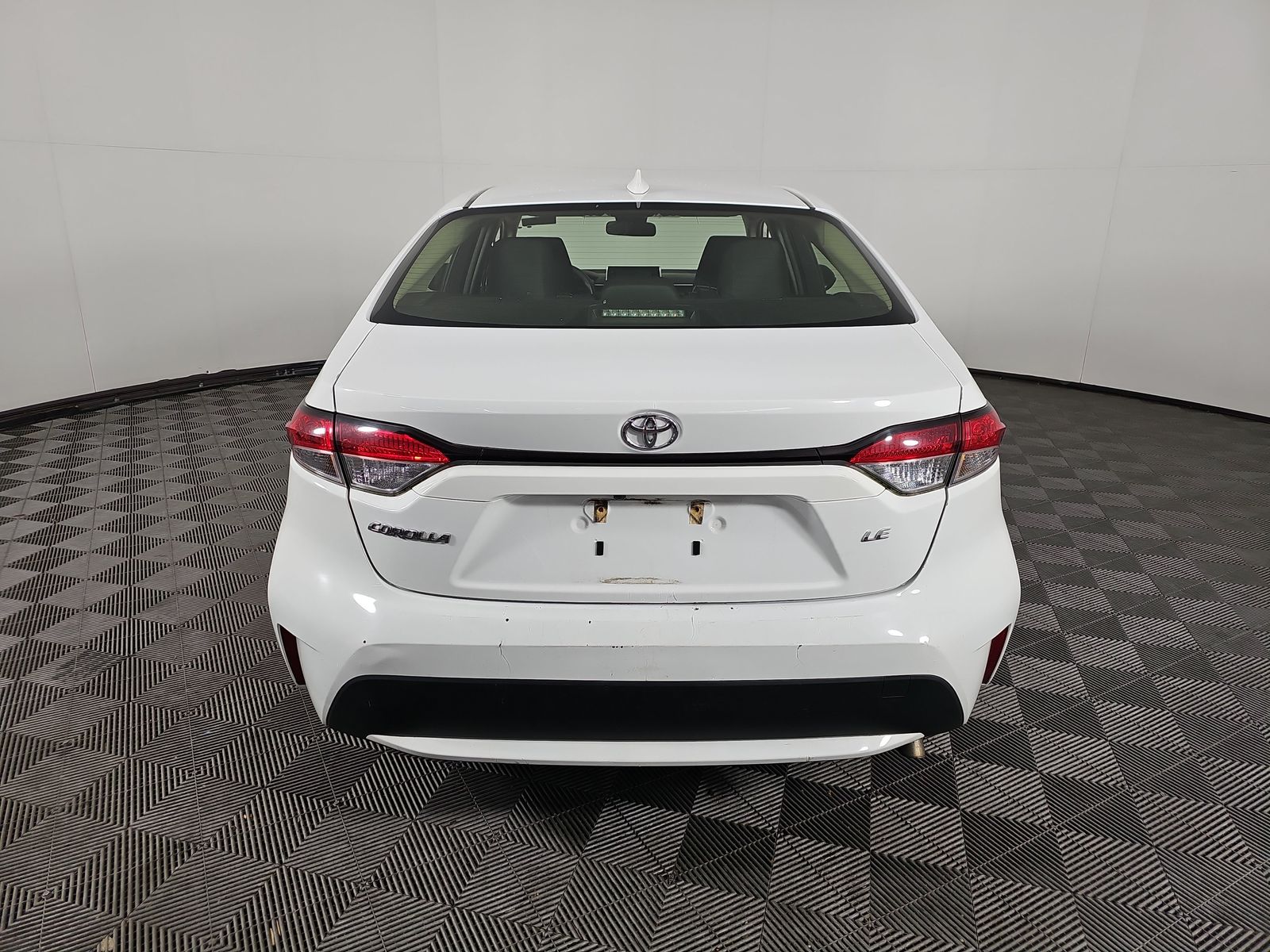 2020 Toyota Corolla LE FWD