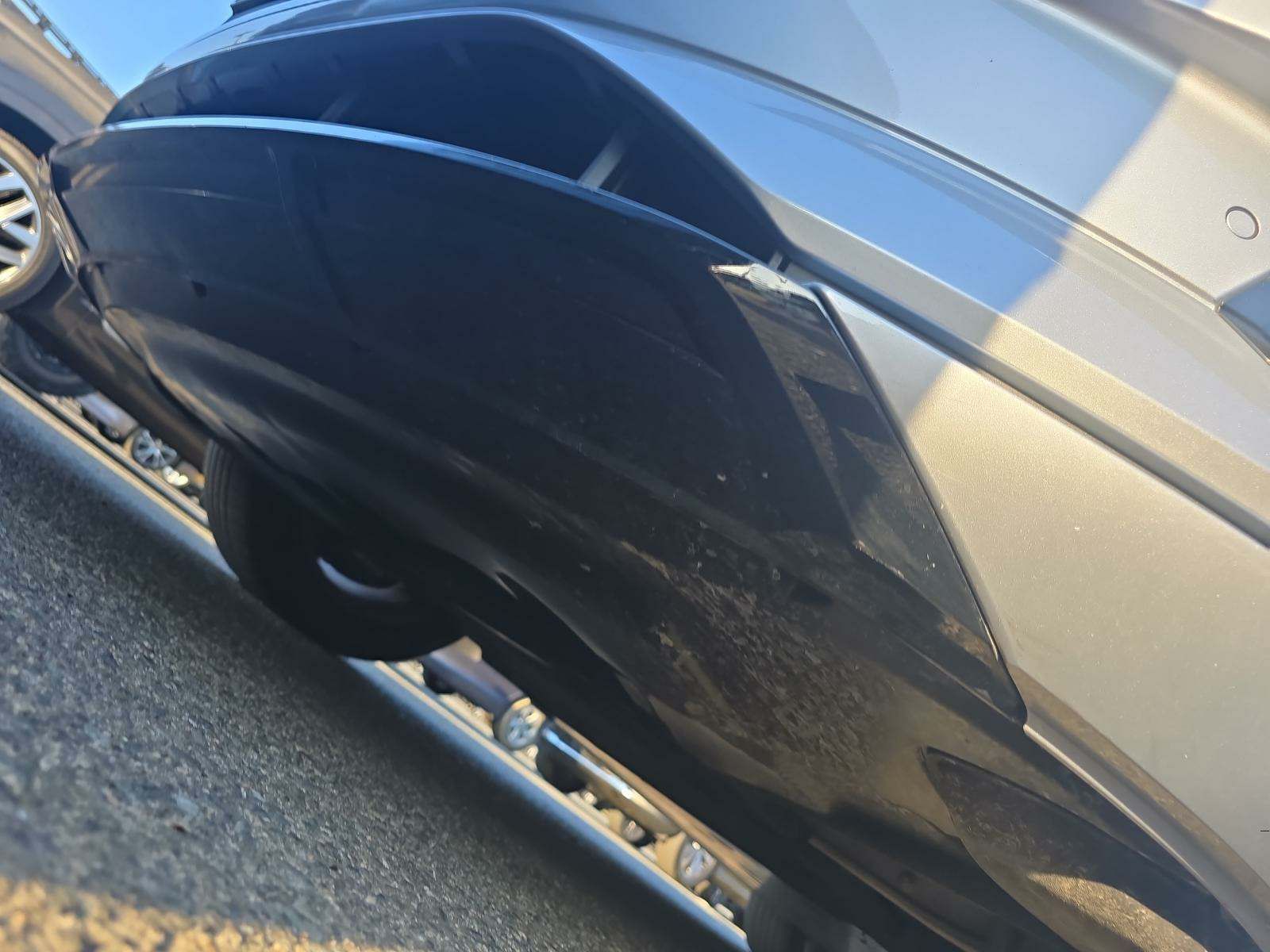 2022 Audi e-tron Premium AWD