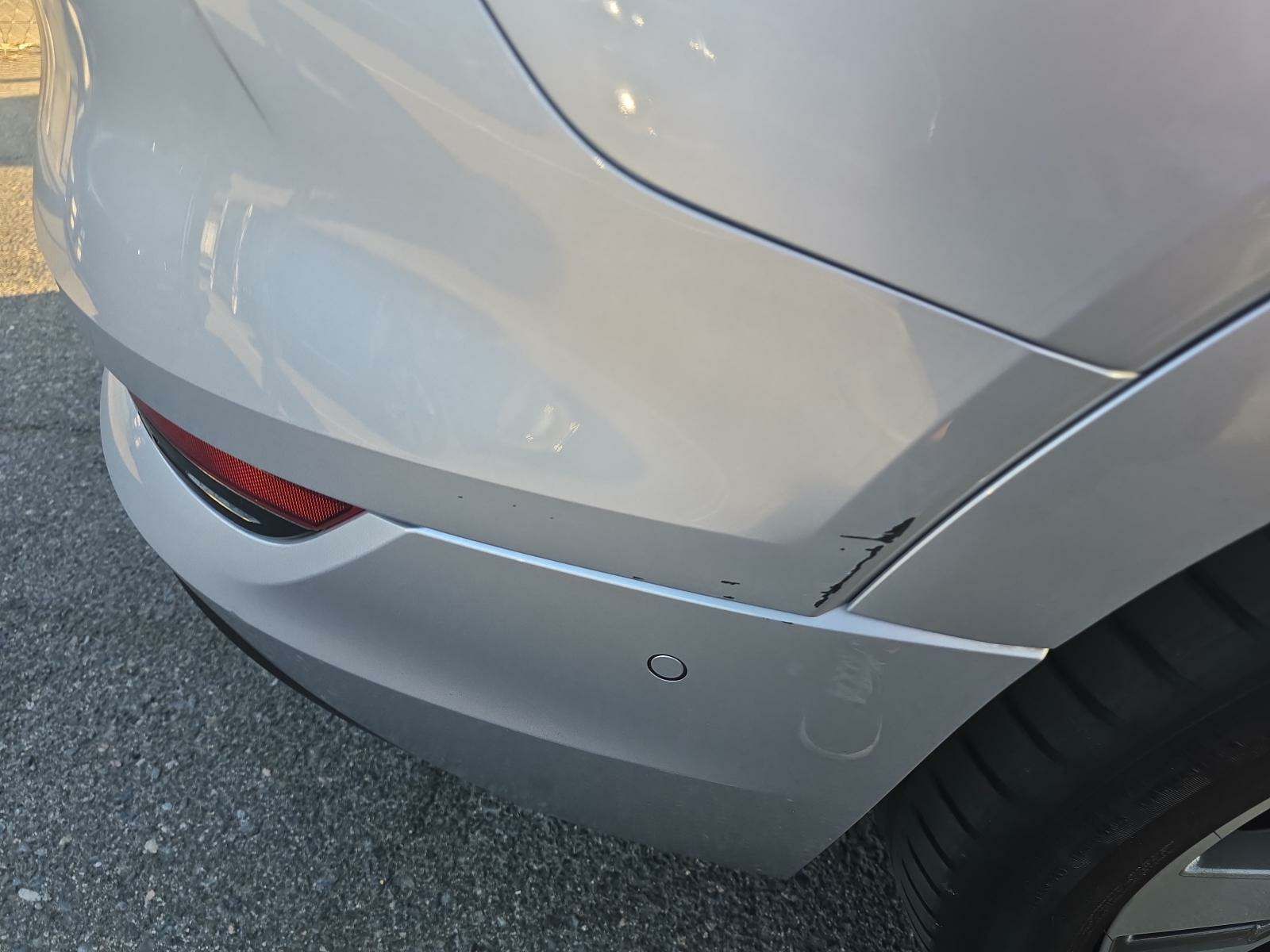 2022 Audi e-tron Premium AWD