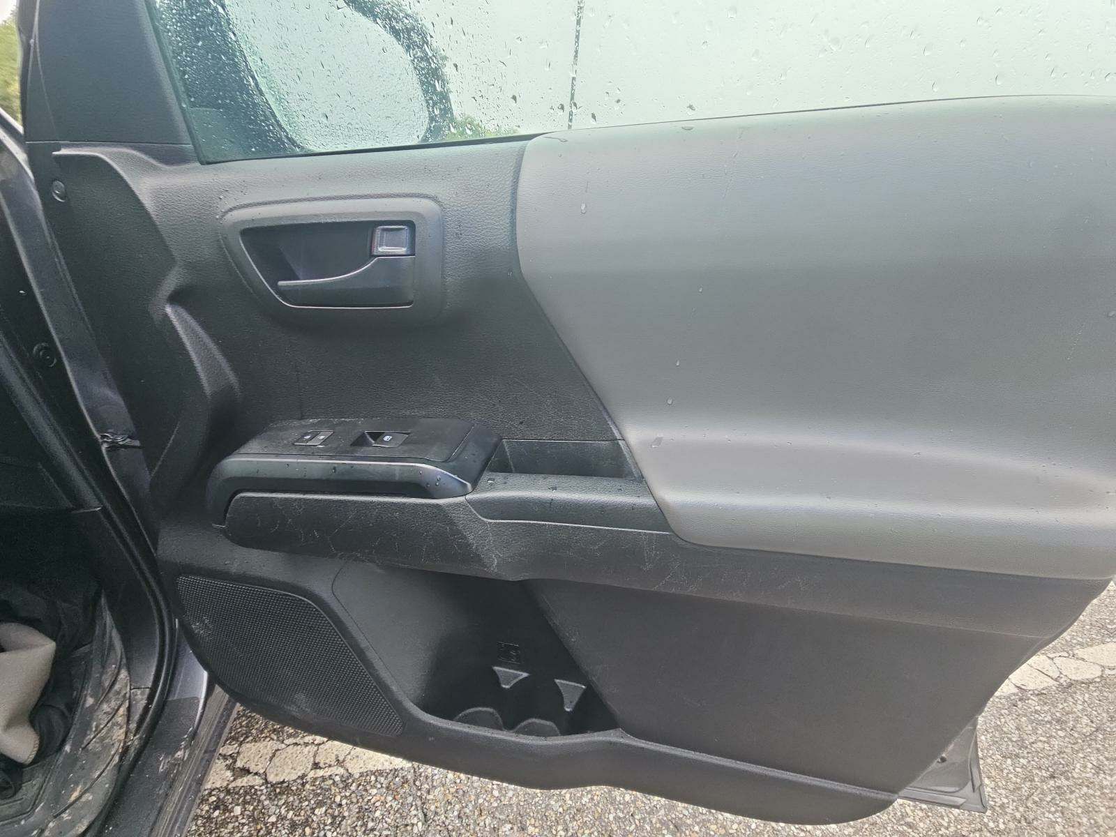 2021 Toyota Tacoma SR AWD