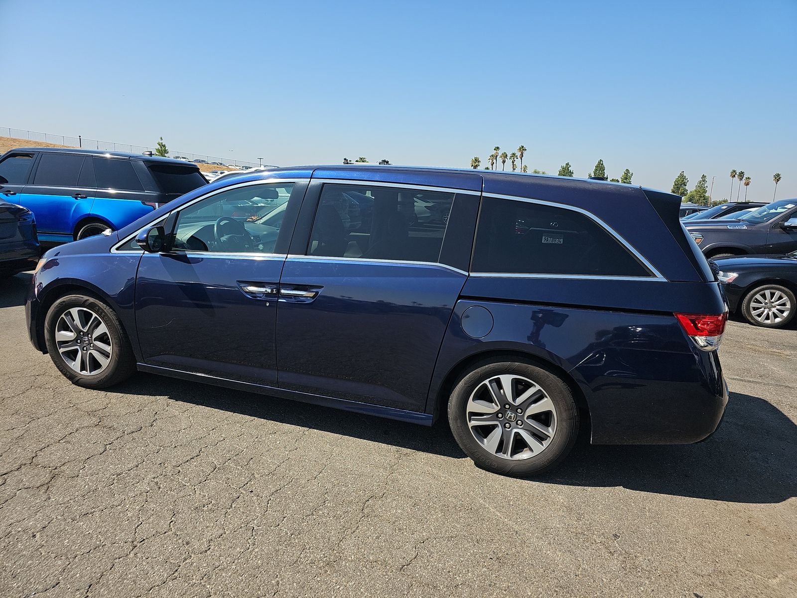 2014 Honda Odyssey Touring FWD