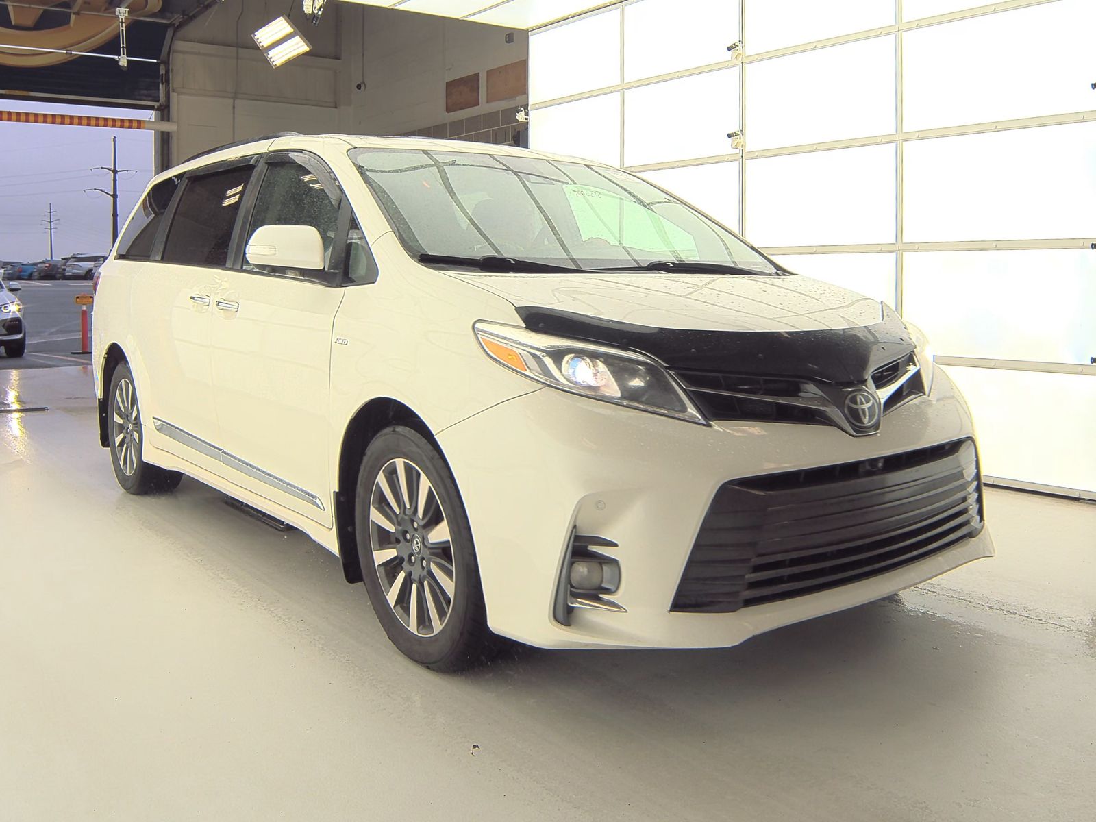 2018 Toyota Sienna Limited Premium AWD
