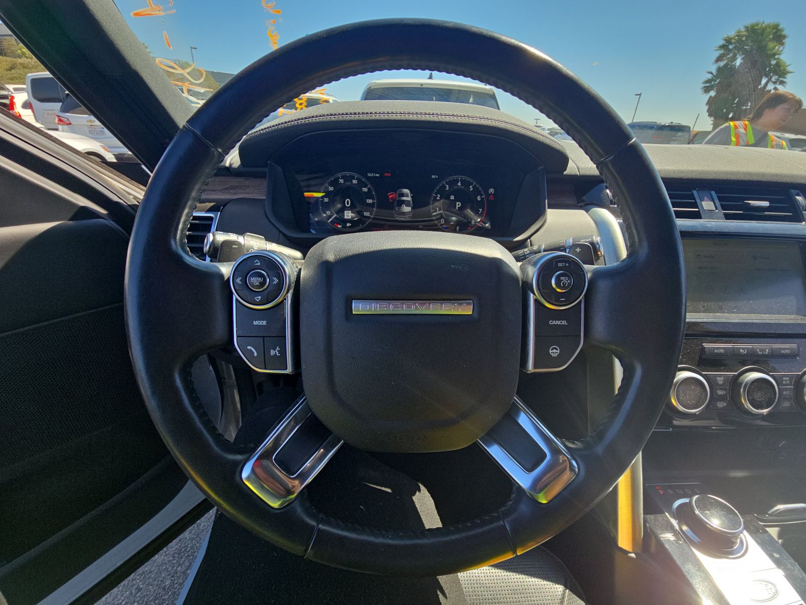 2018 Land Rover Discovery HSE Luxury AWD