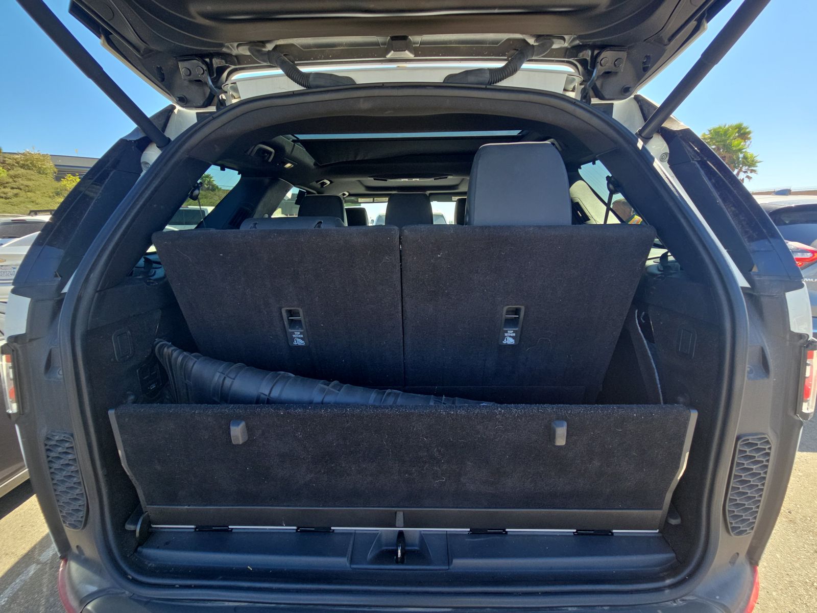 2018 Land Rover Discovery HSE Luxury AWD