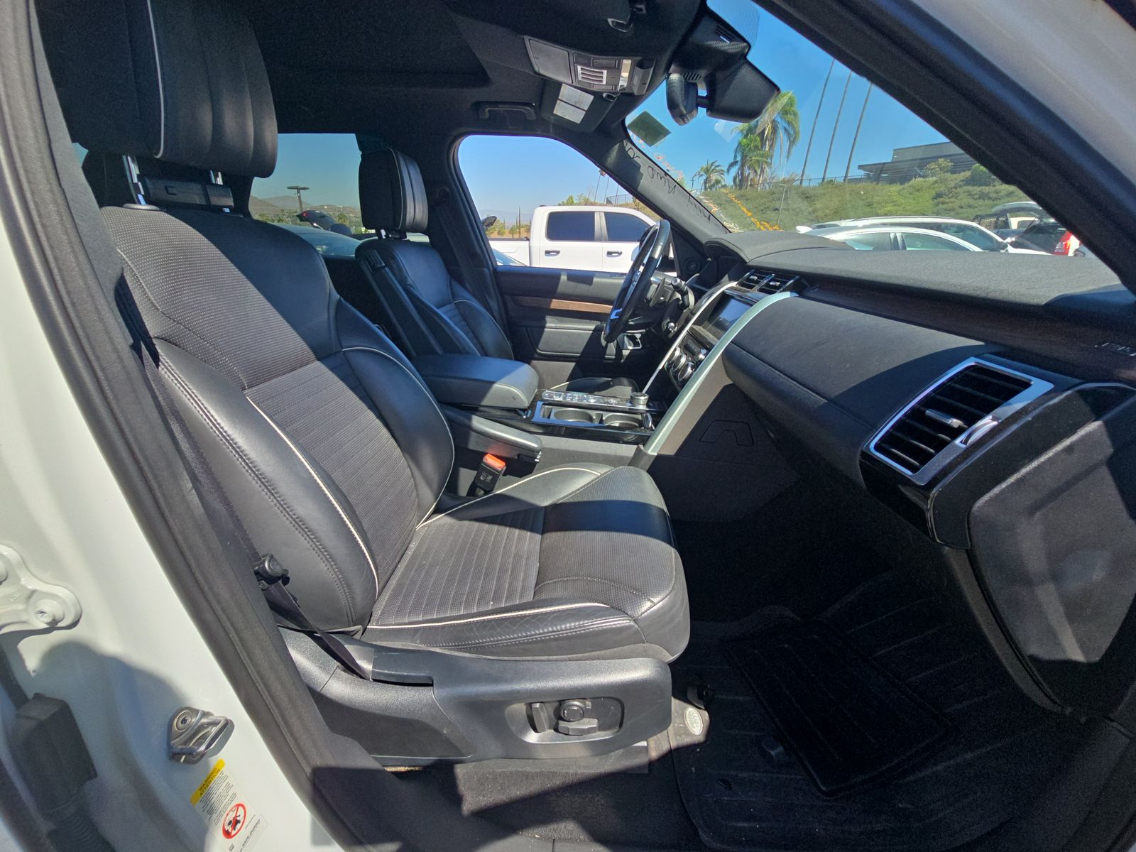 2018 Land Rover Discovery HSE Luxury AWD