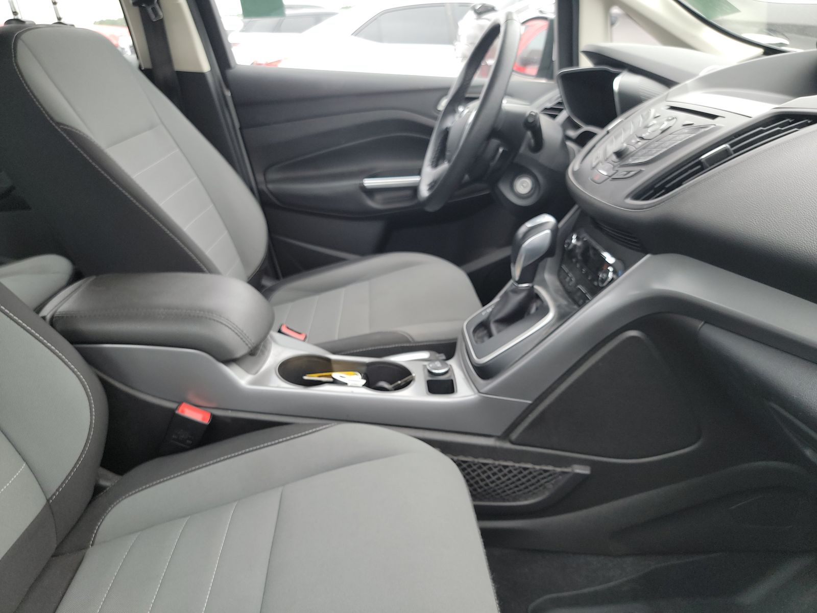 2016 Ford C-MAX Hybrid SE FWD