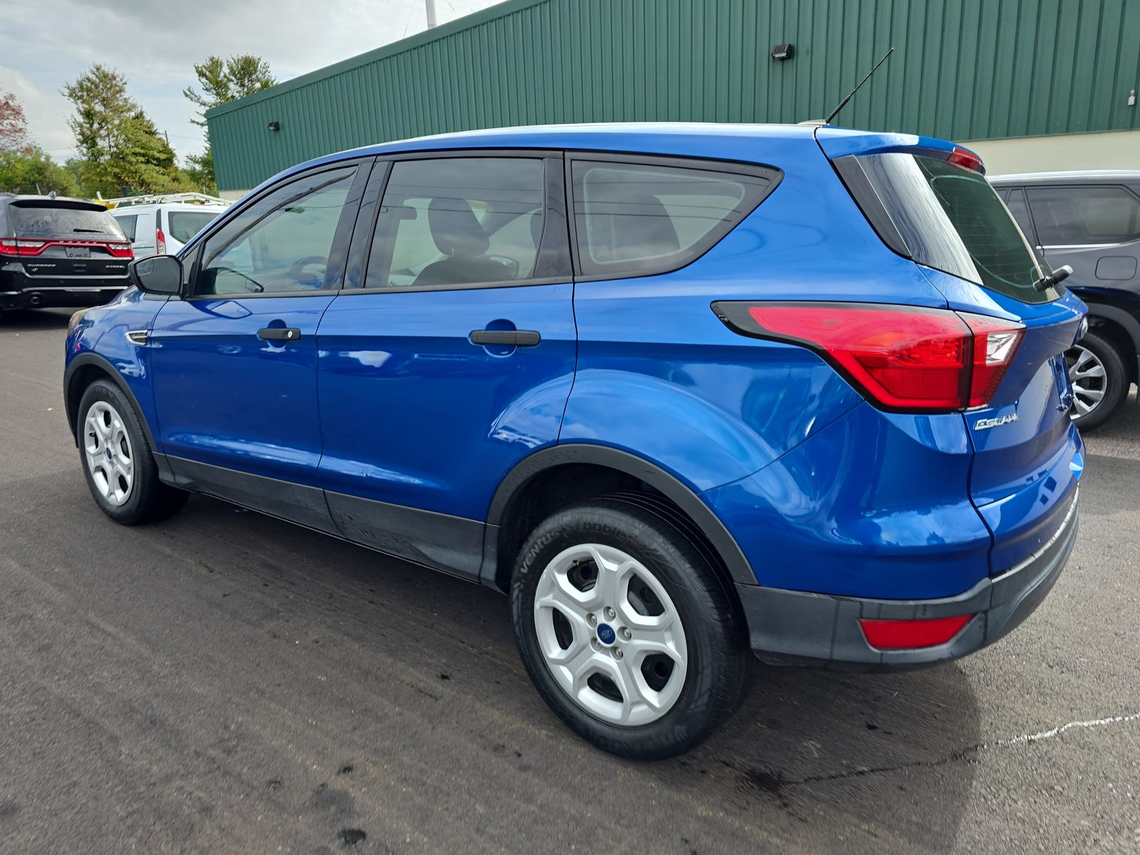 2019 Ford Escape S FWD