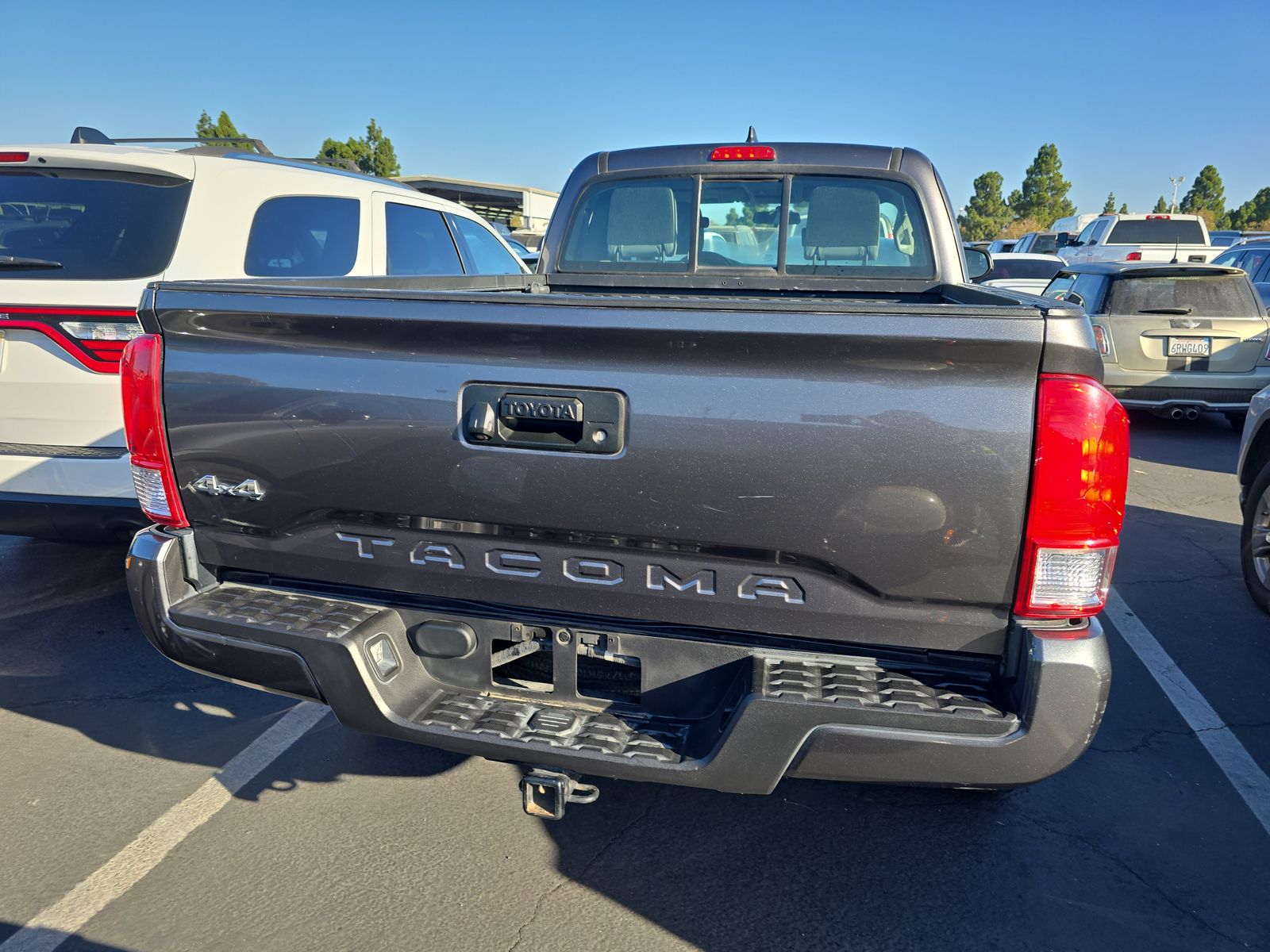 2017 Toyota Tacoma SR AWD