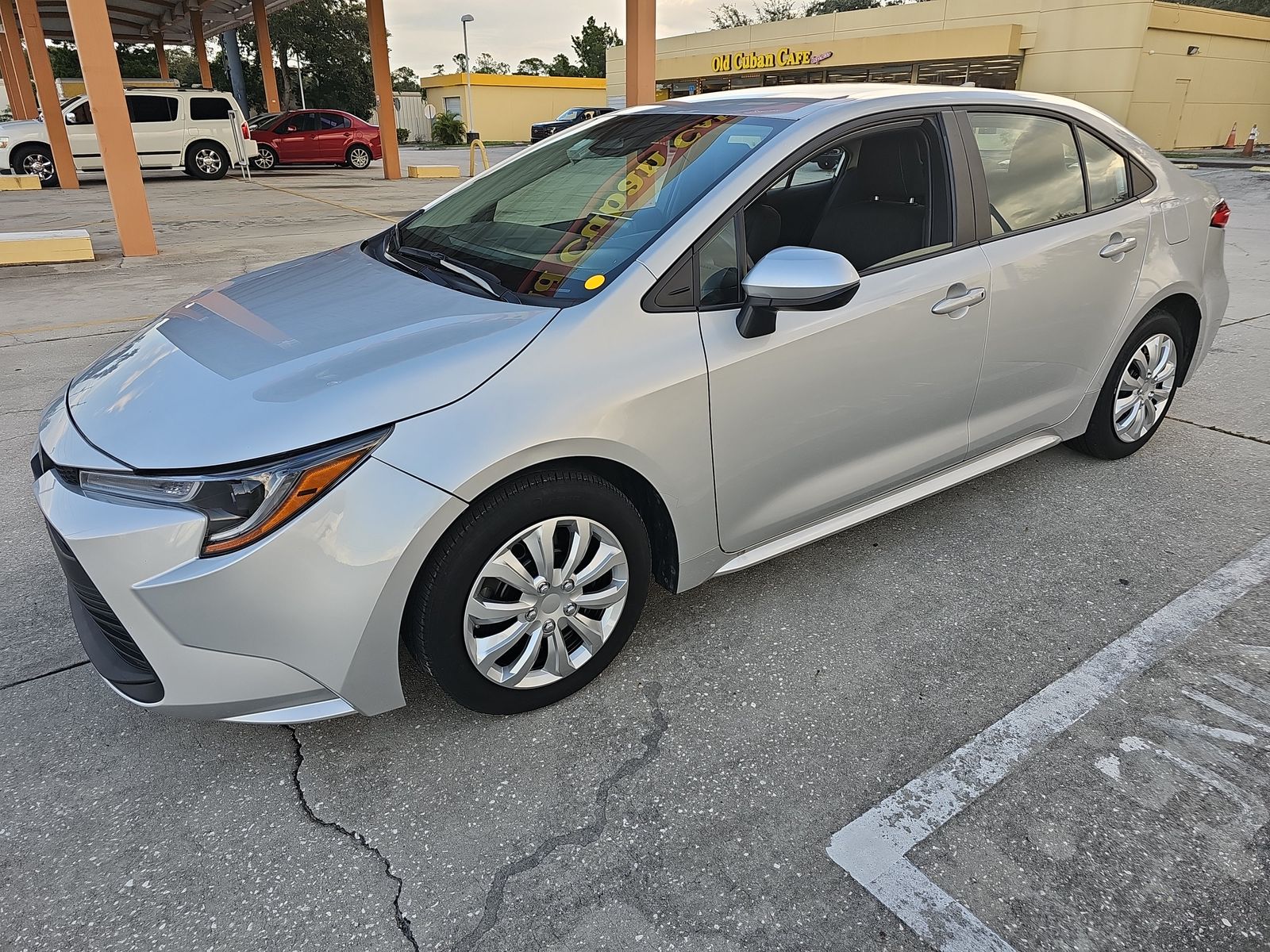 2023 Toyota Corolla LE Sedan