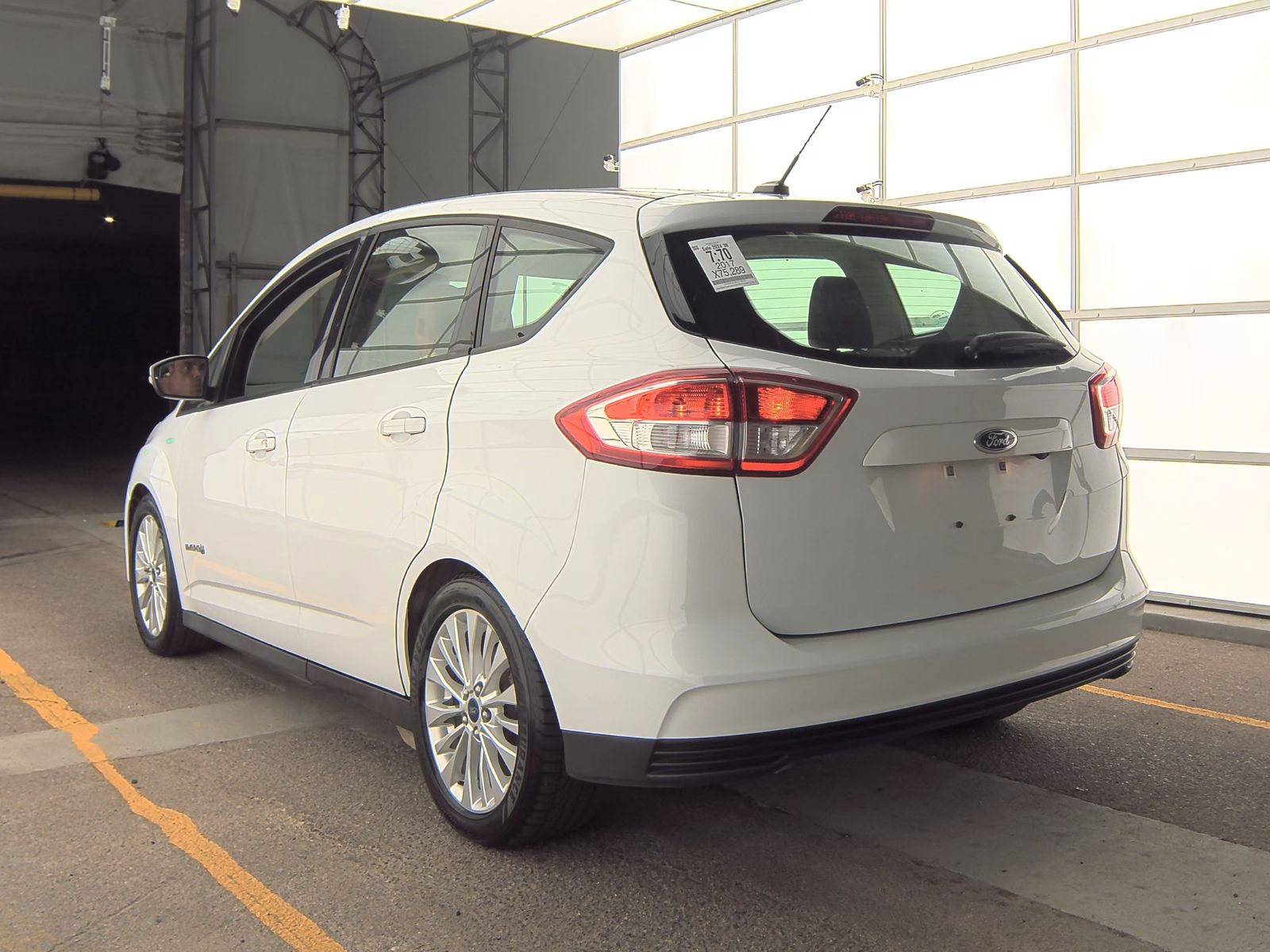 2017 Ford C-MAX Hybrid SE FWD