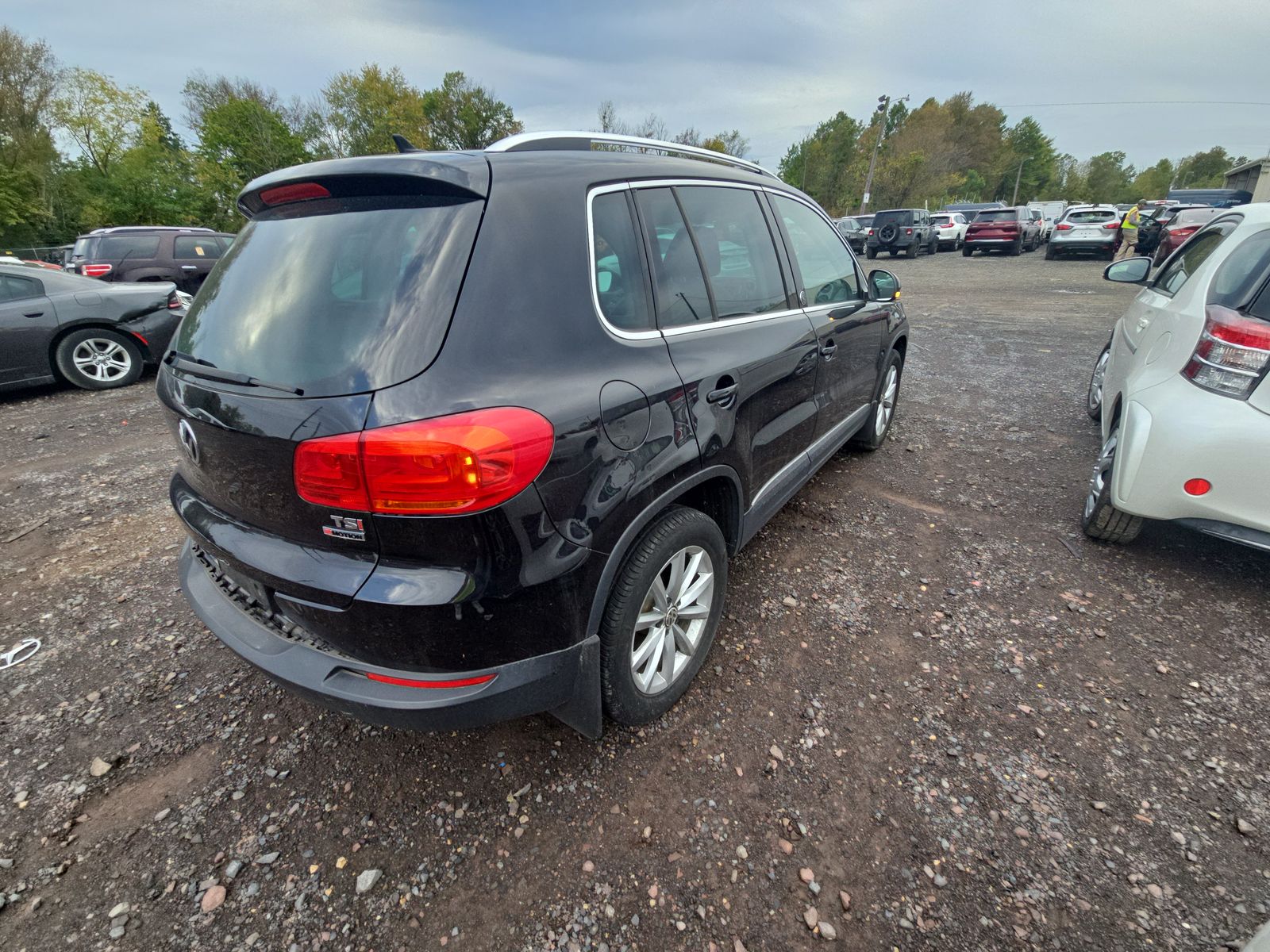 2017 Volkswagen Tiguan 2.0T Wolfsburg Edition AWD