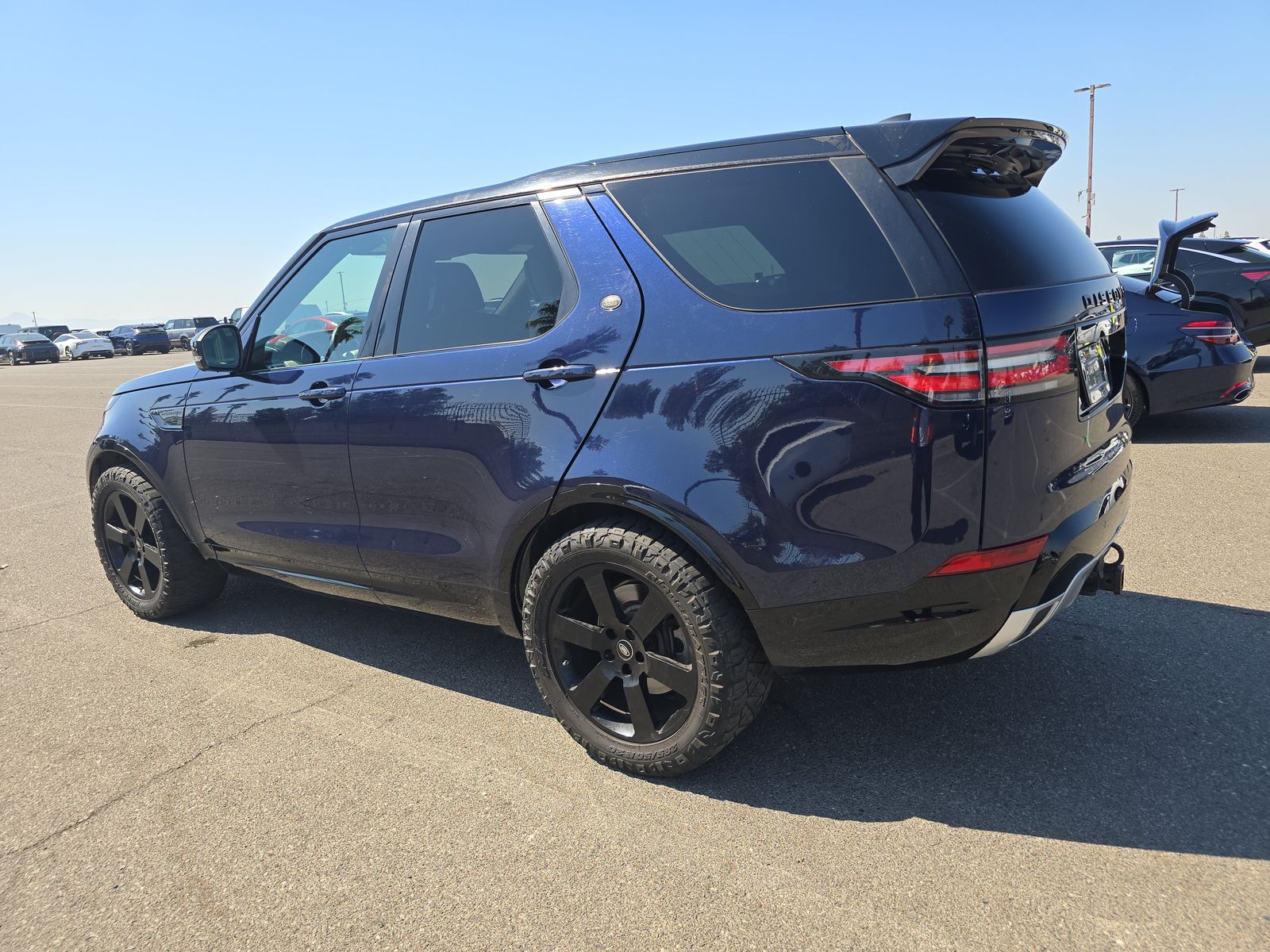 2017 Land Rover Discovery HSE Luxury AWD