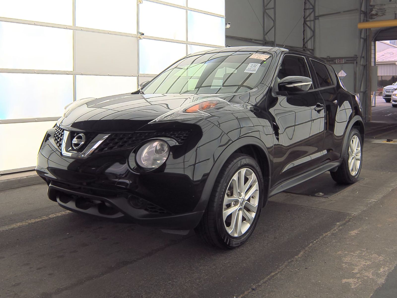 2017 Nissan JUKE S FWD