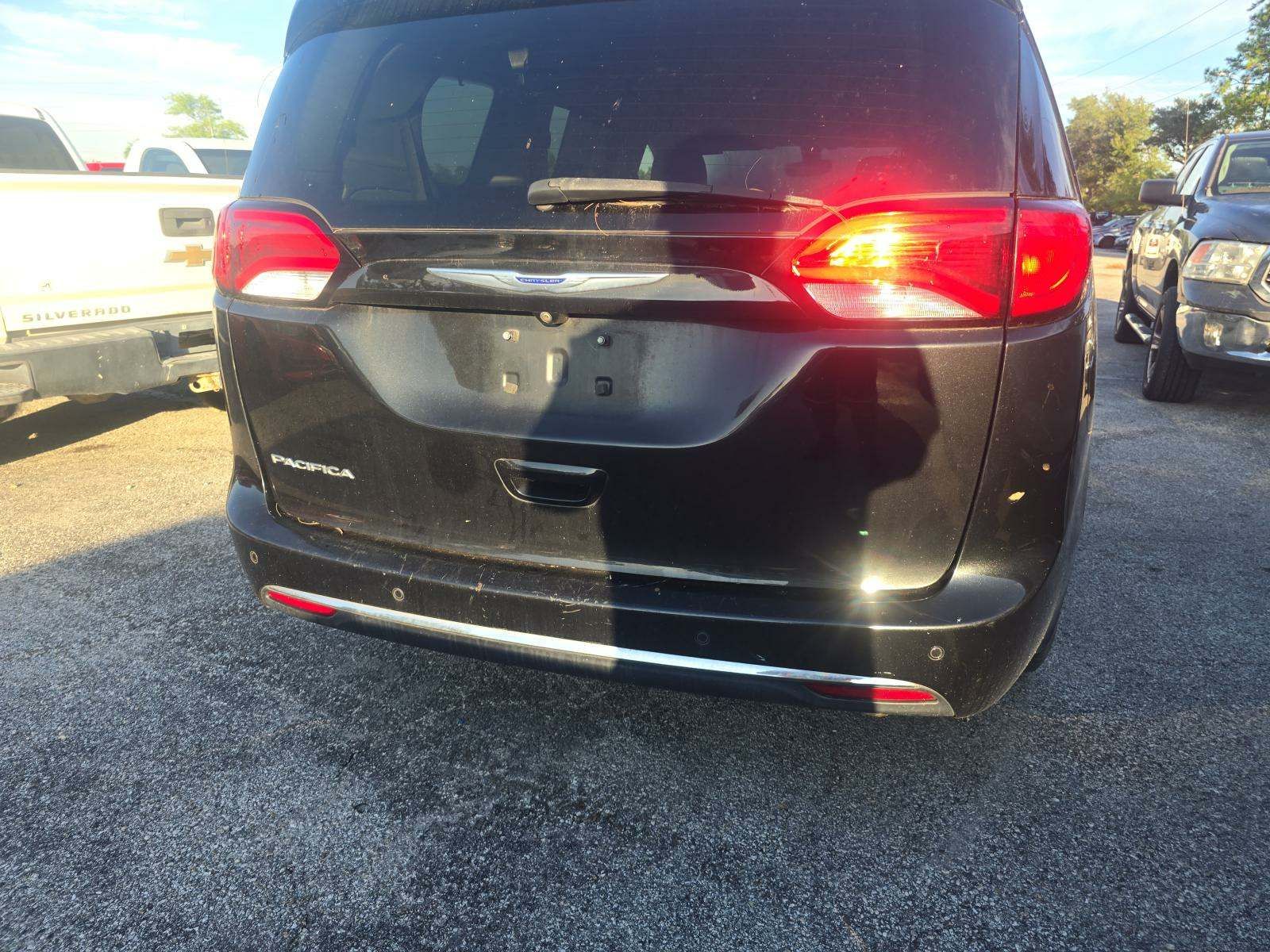 2019 Chrysler Pacifica Touring L FWD