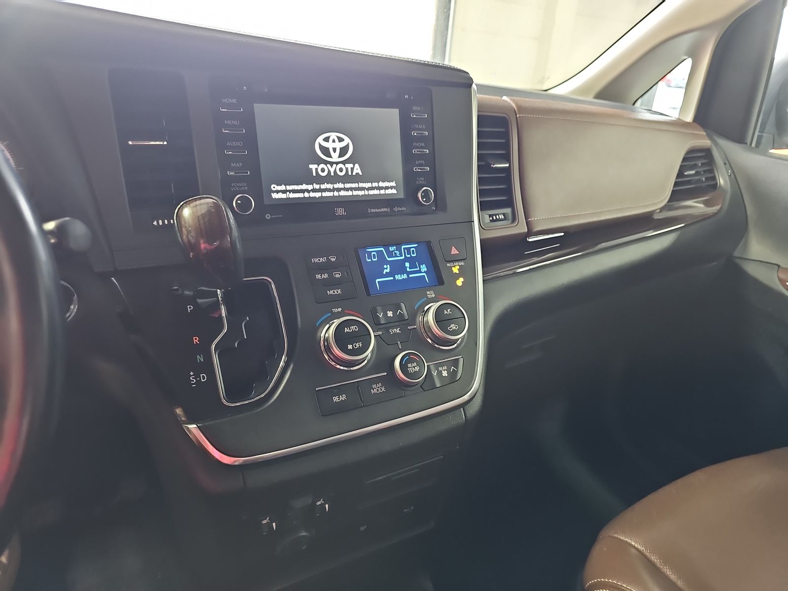 2018 Toyota Sienna Limited Premium AWD
