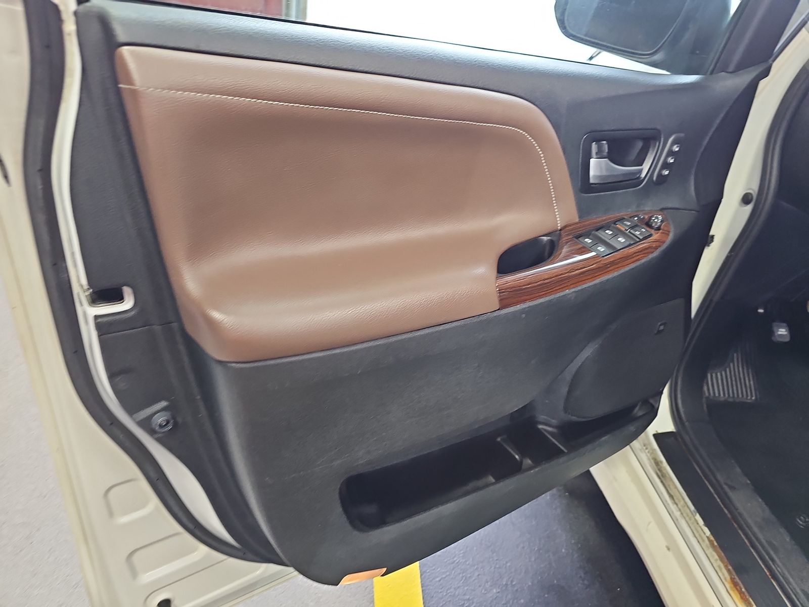 2018 Toyota Sienna Limited Premium AWD