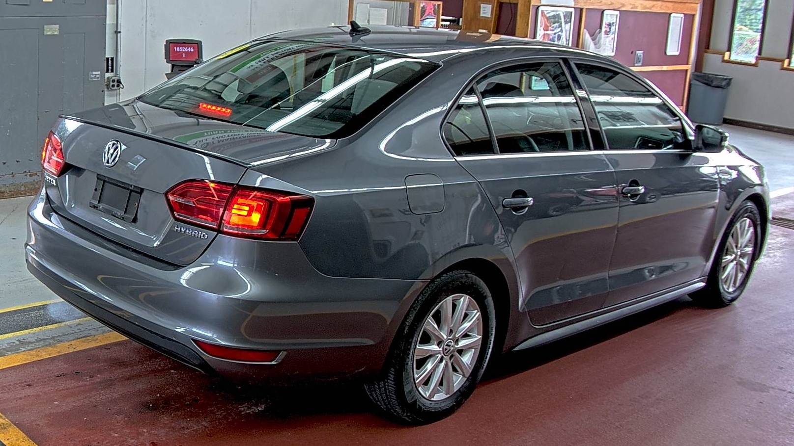 2013 Volkswagen Jetta Hybrid SE FWD