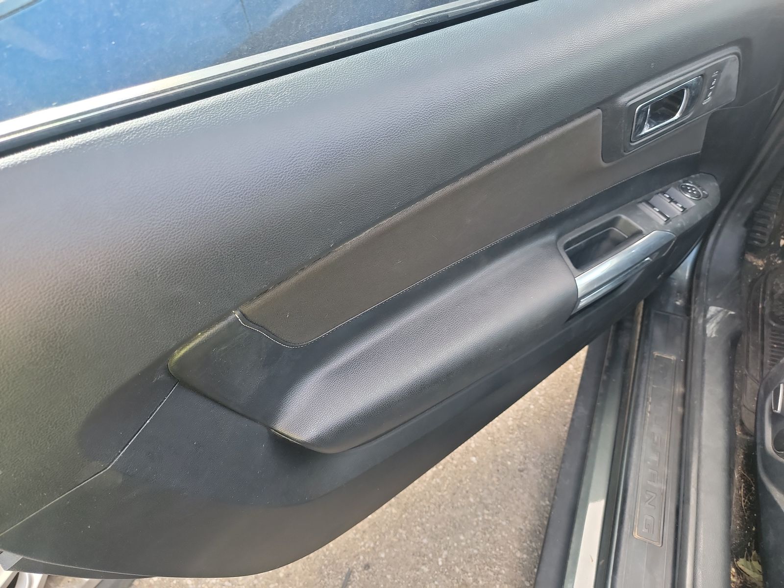 2016 Ford Mustang V6 RWD