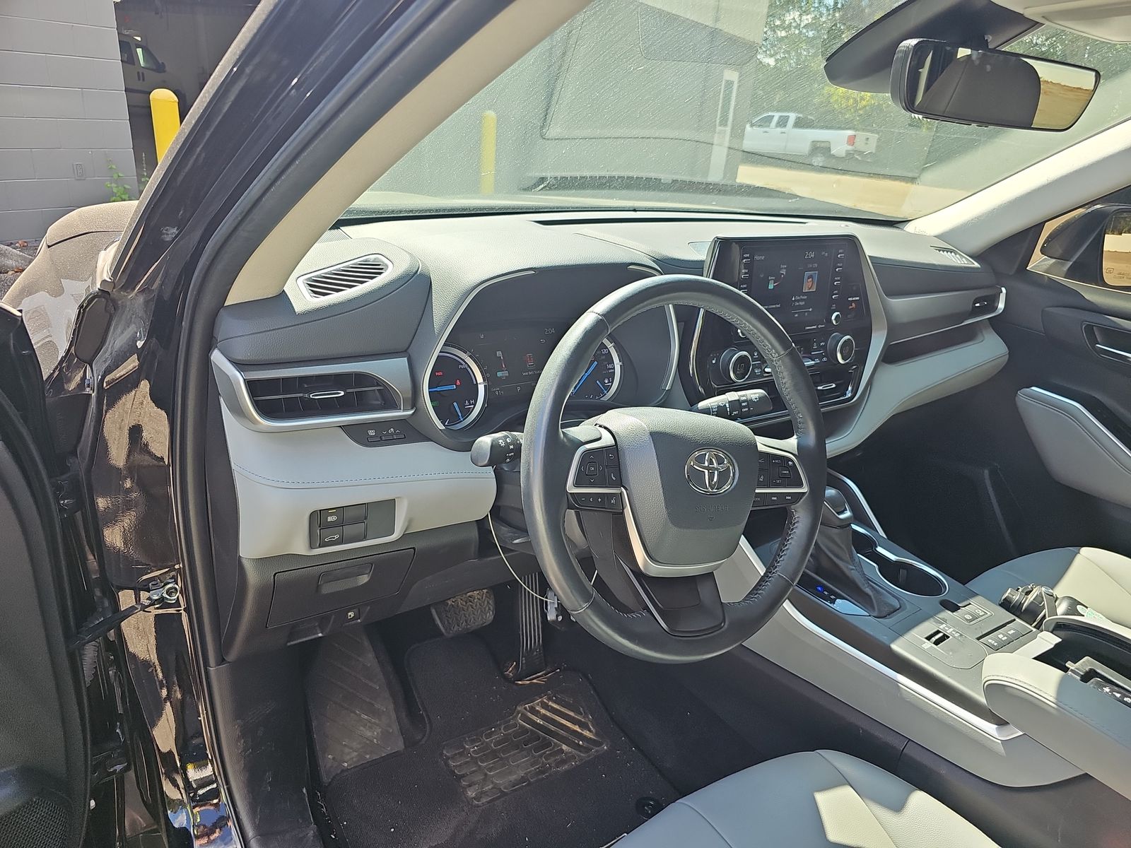 2022 Toyota Highlander Hybrid XLE AWD
