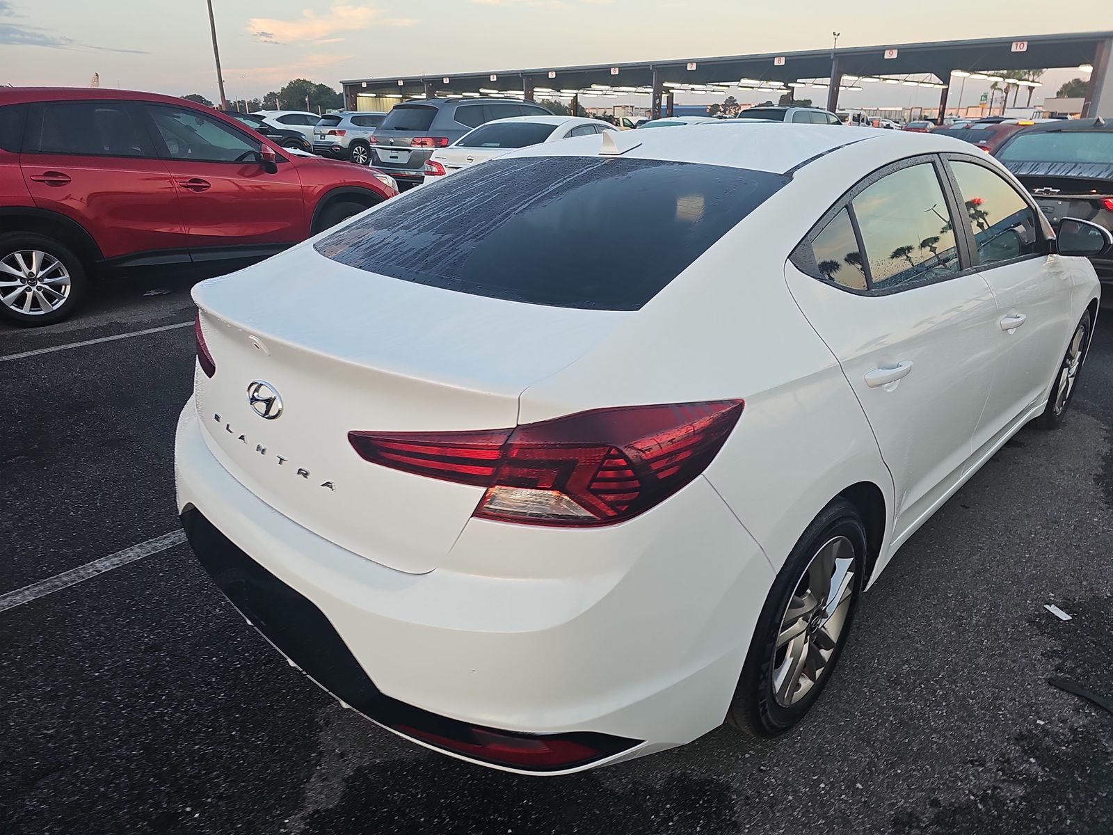 2019 Hyundai Elantra SEL FWD