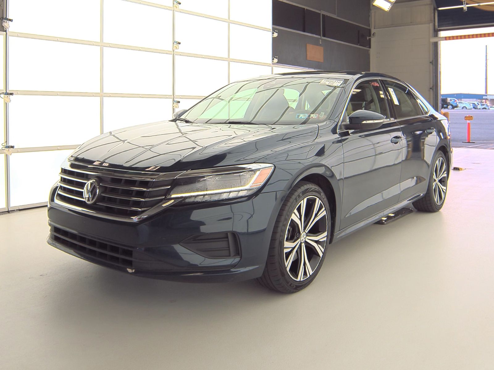 2021 Volkswagen Passat 2.0T SE FWD