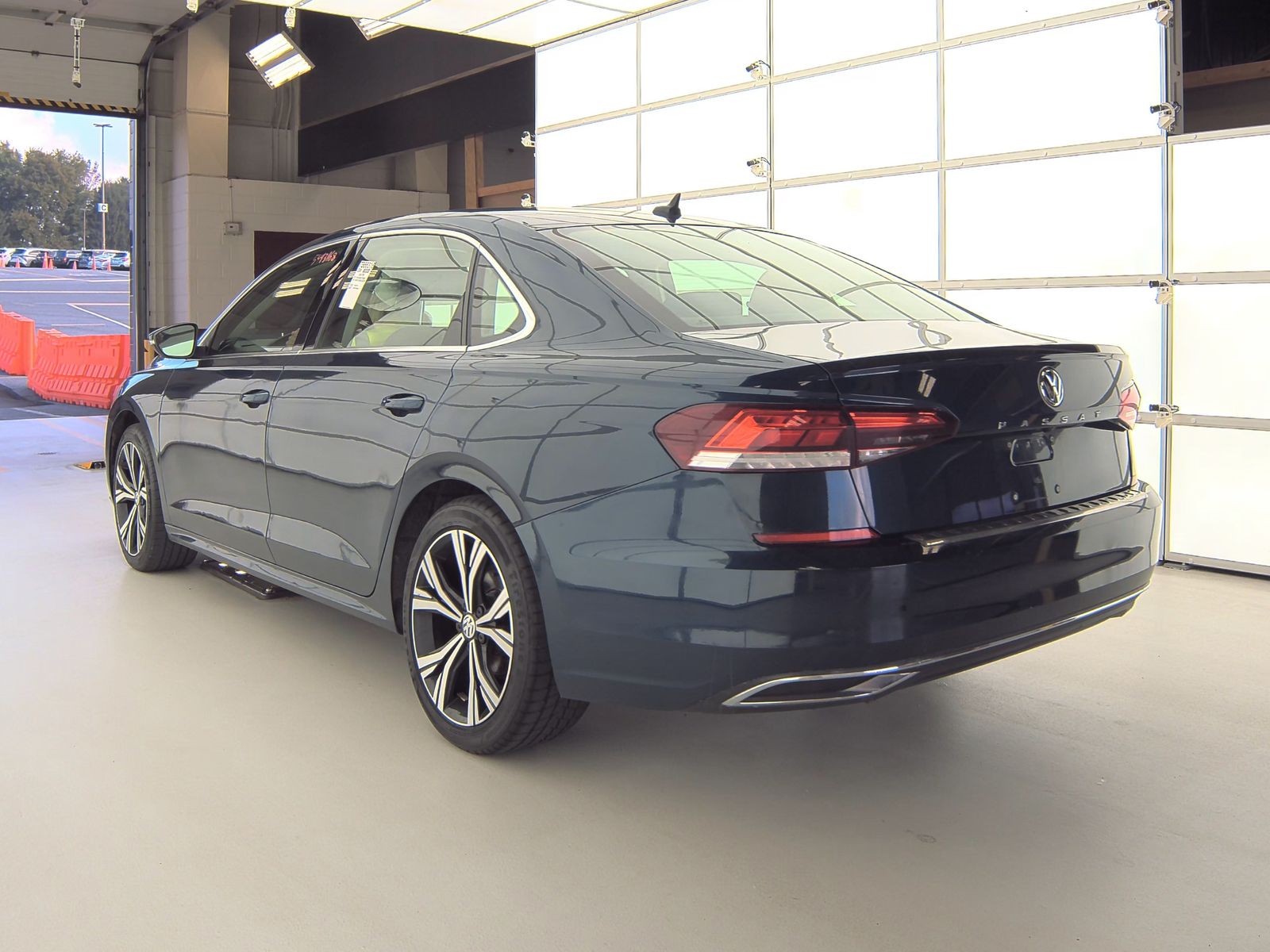 2021 Volkswagen Passat 2.0T SE FWD