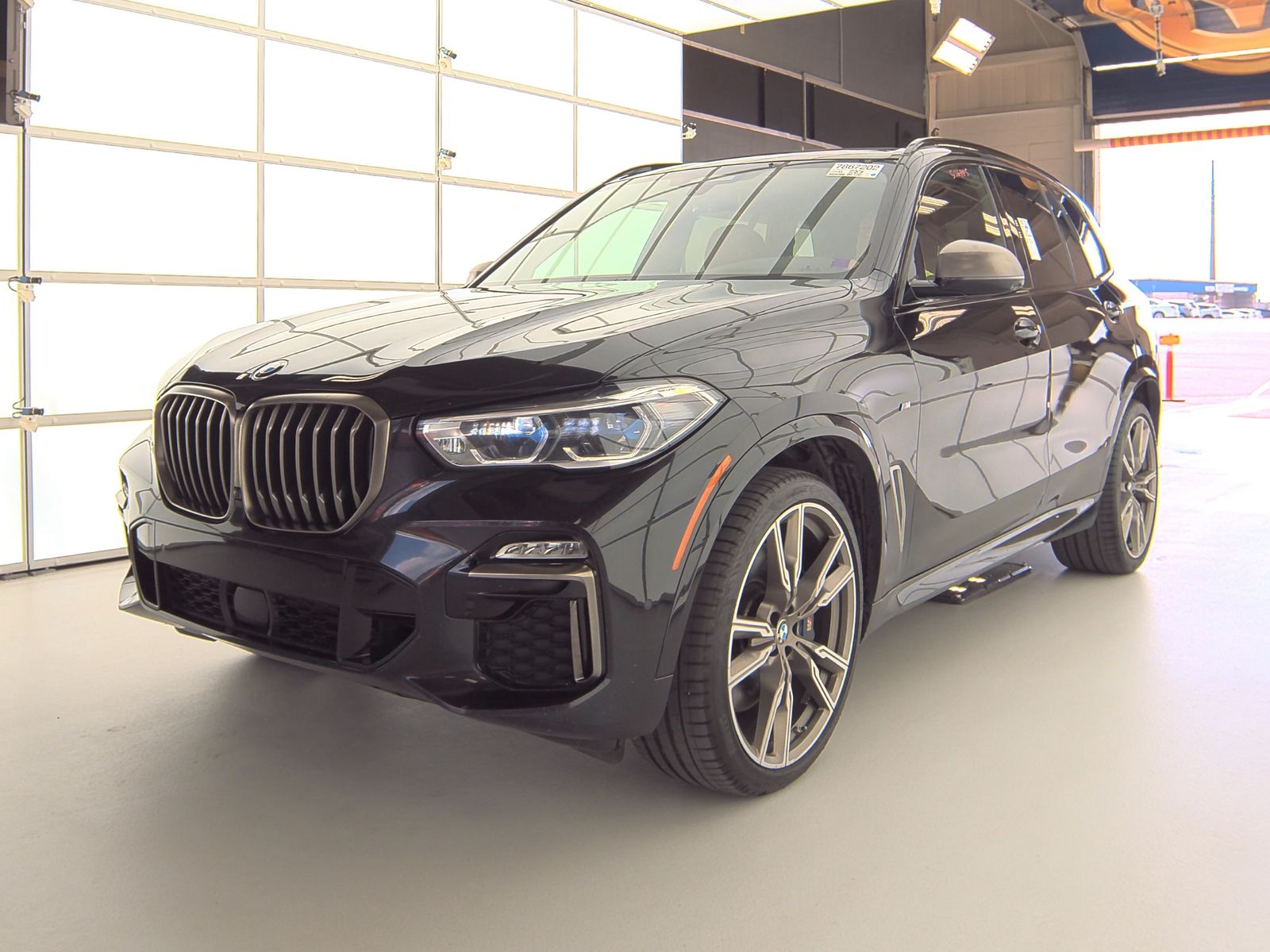 2021 BMW X5 M50i