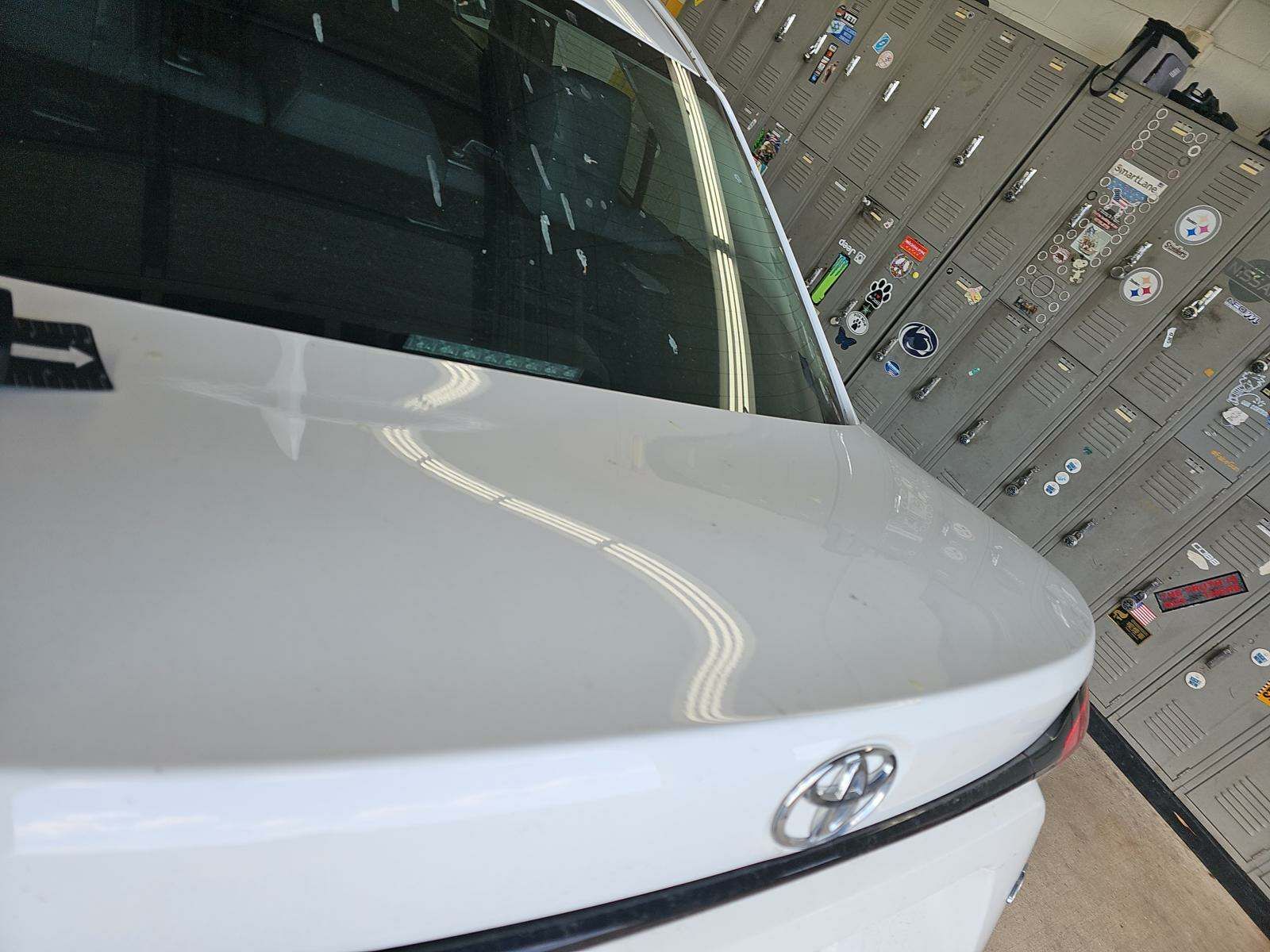 2020 Toyota Corolla LE FWD