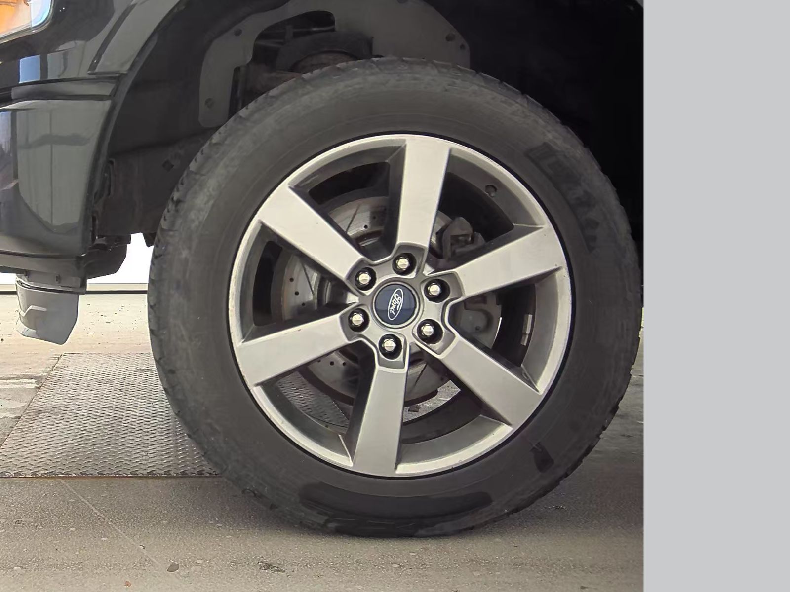 2015 Ford F-150 XLT AWD