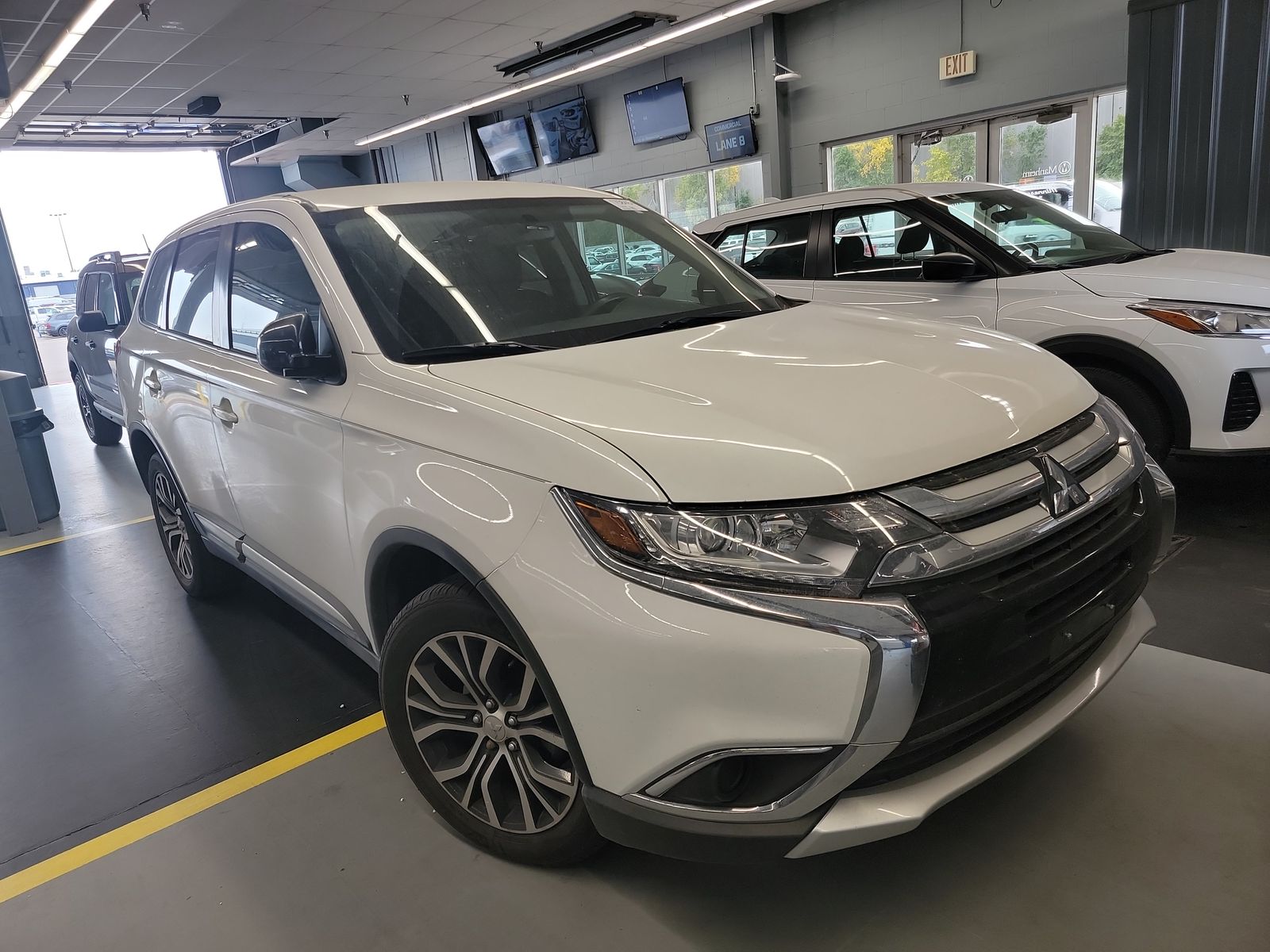 2018 Mitsubishi Outlander ES AWD