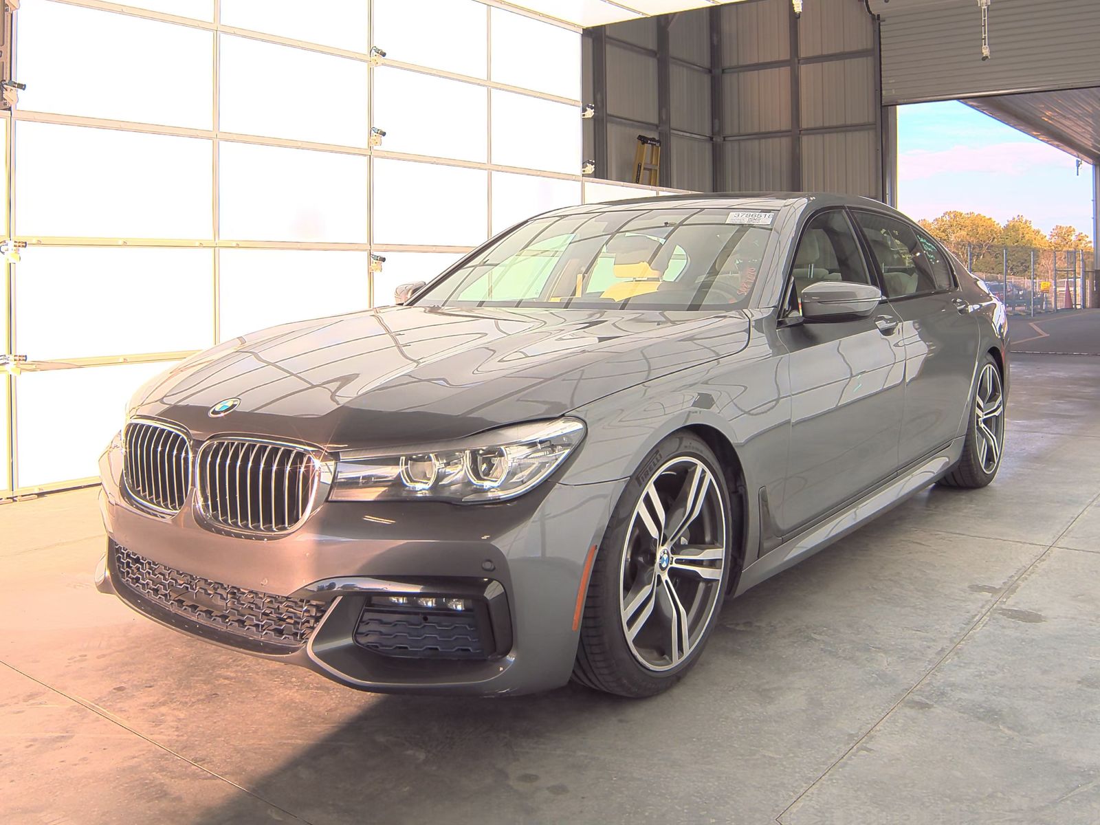 2016 BMW 7 Series 740i RWD