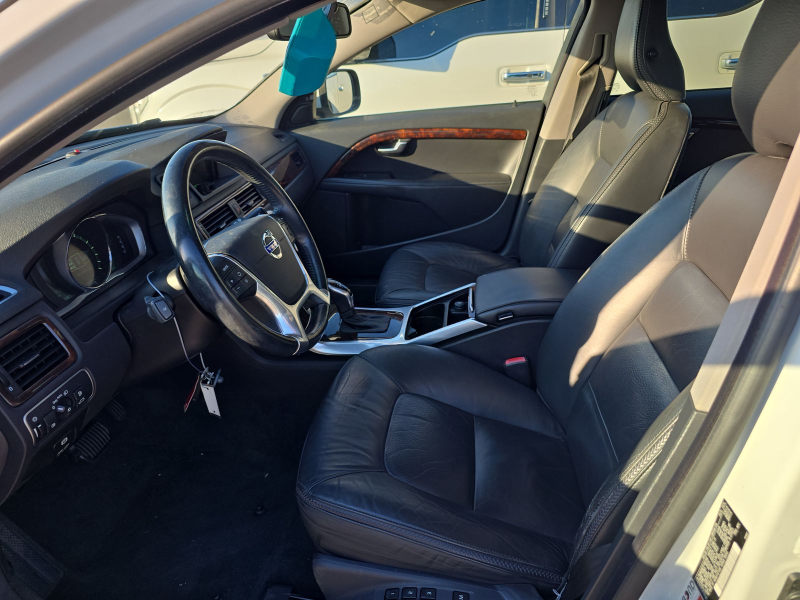 2015 Volvo XC70 T6 Platinum AWD