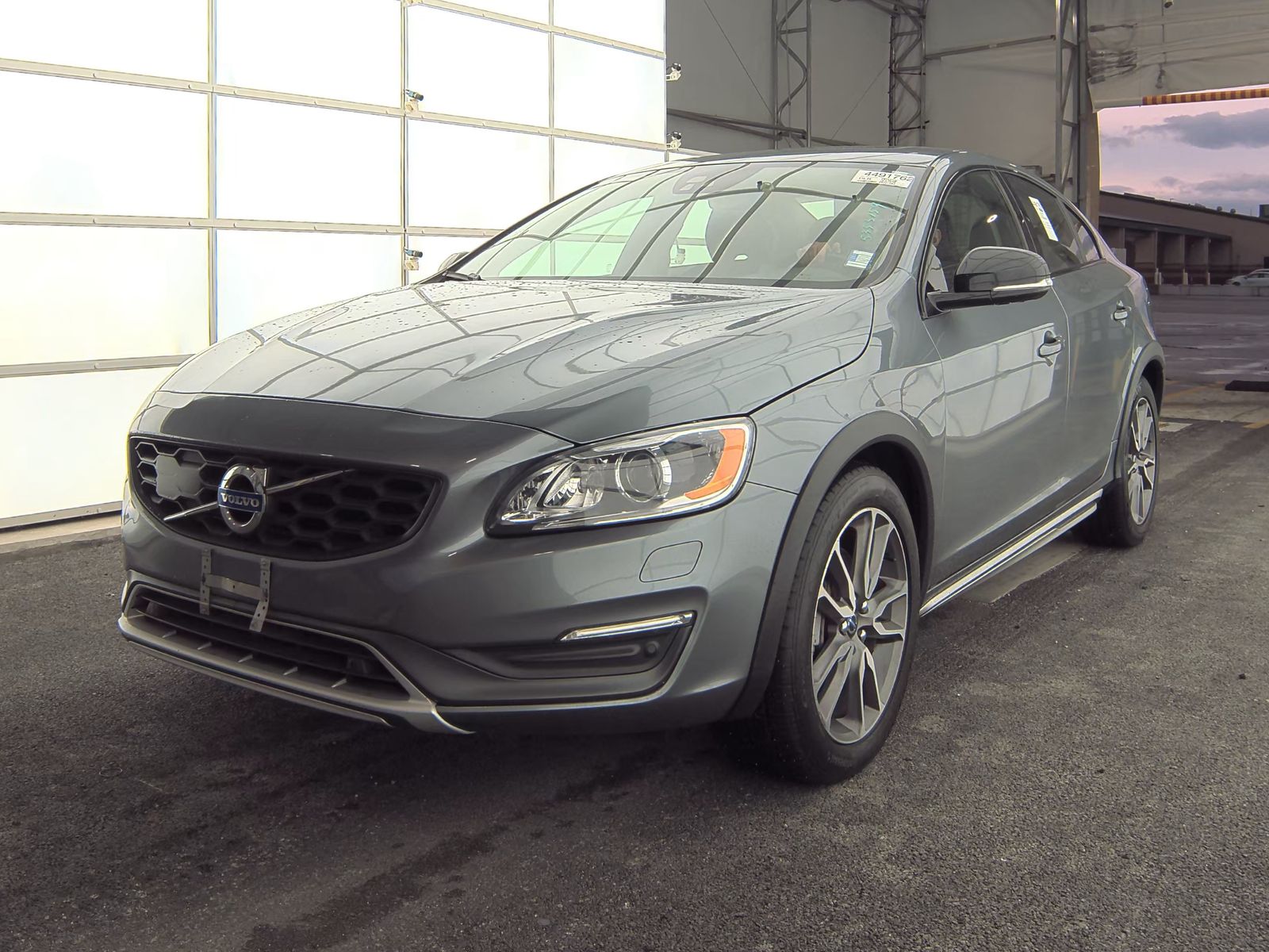 2016 Volvo S60 Cross Country T5 Platinum AWD