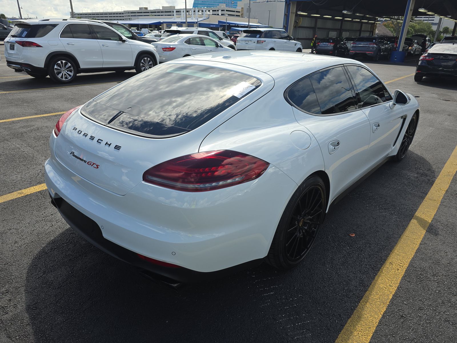 2015 Porsche Panamera GTS AWD