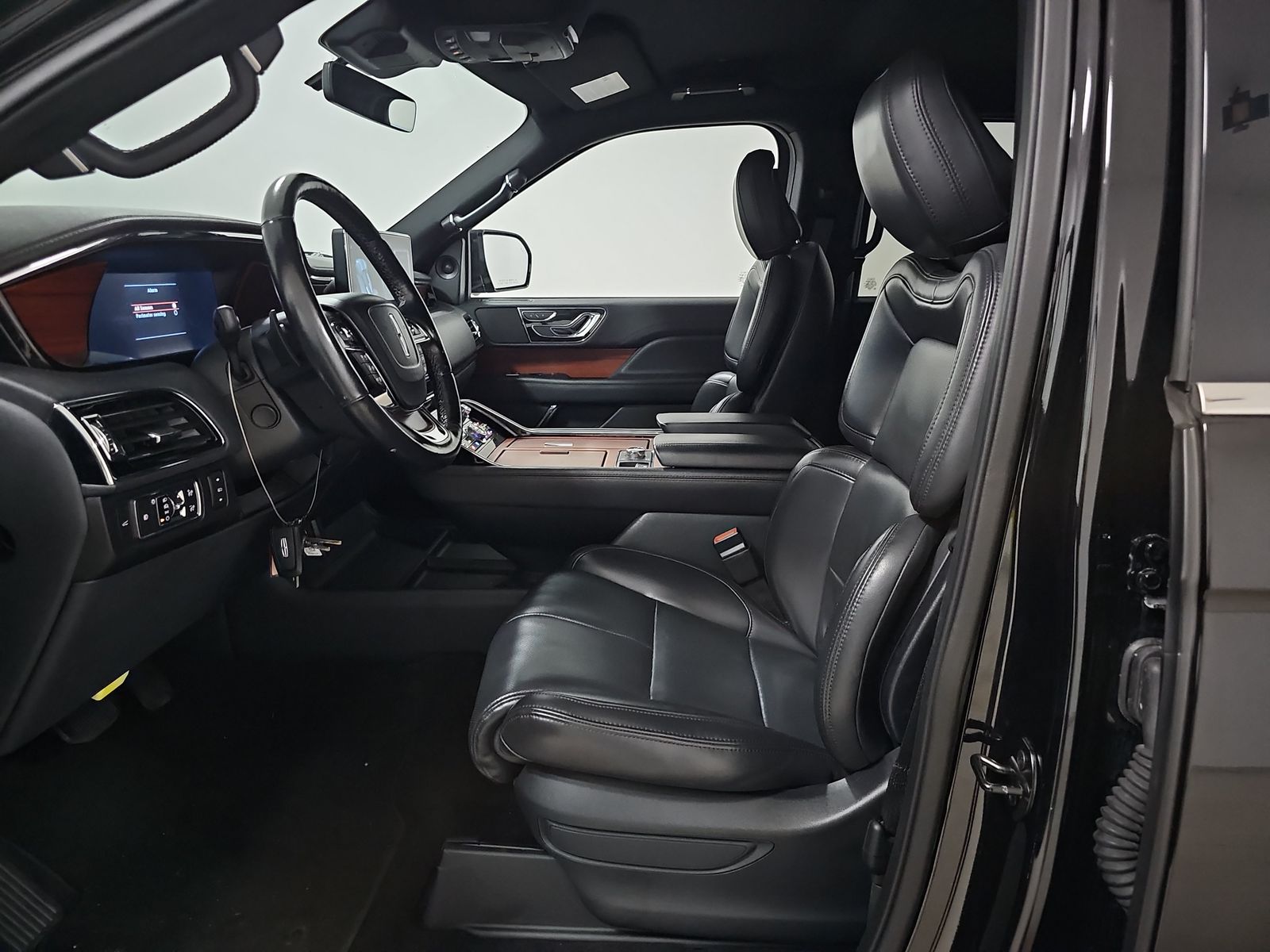 2022 Lincoln Navigator L Standard AWD