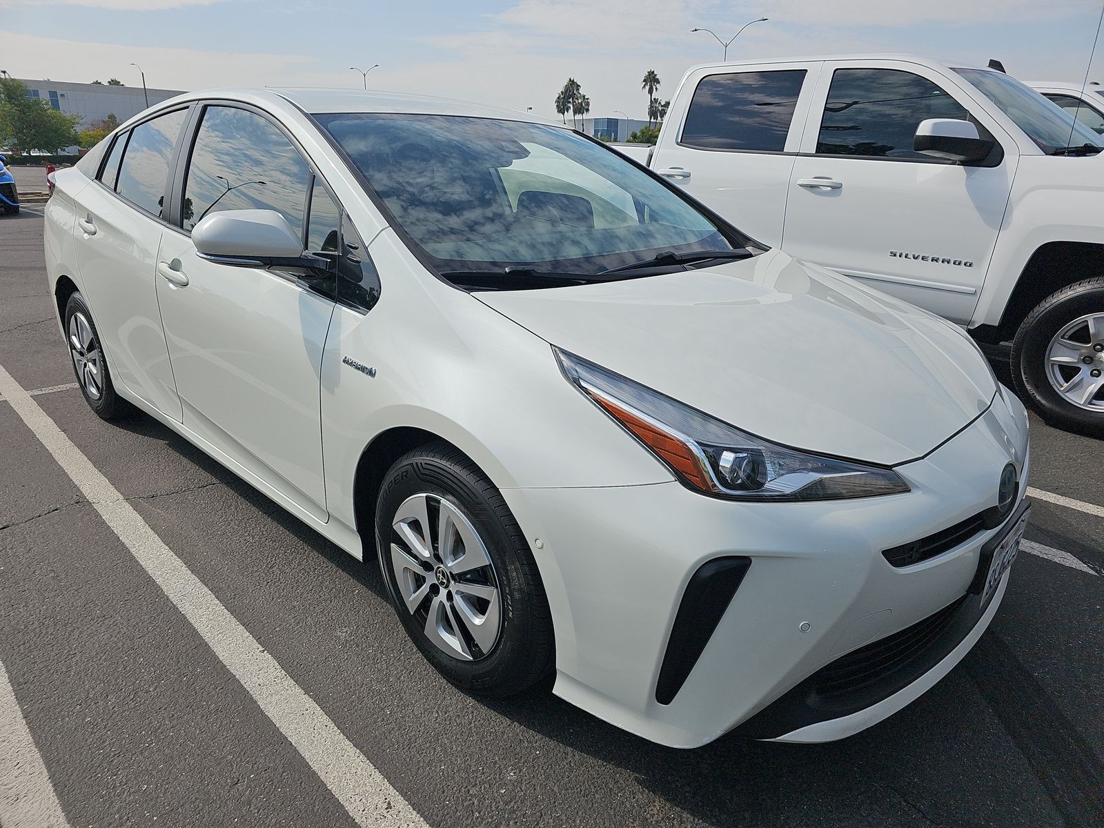 2020 Toyota Prius LE FWD