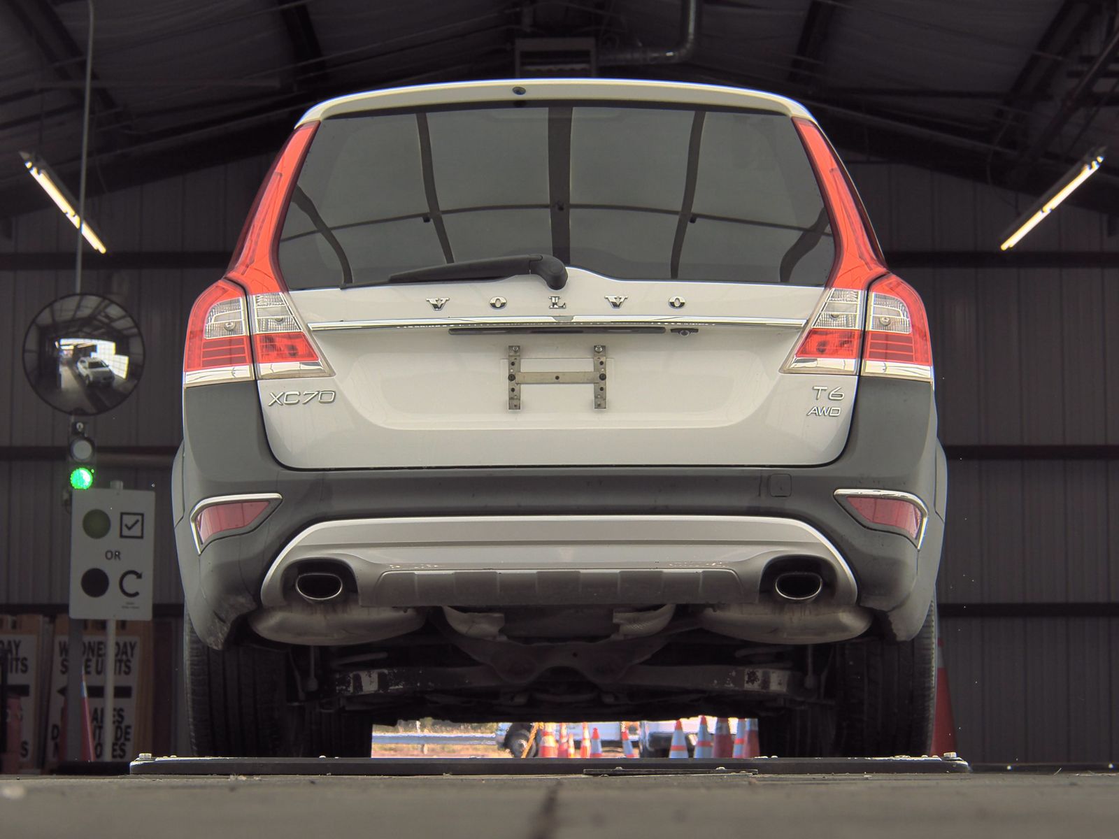 2015 Volvo XC70 T6 Platinum AWD