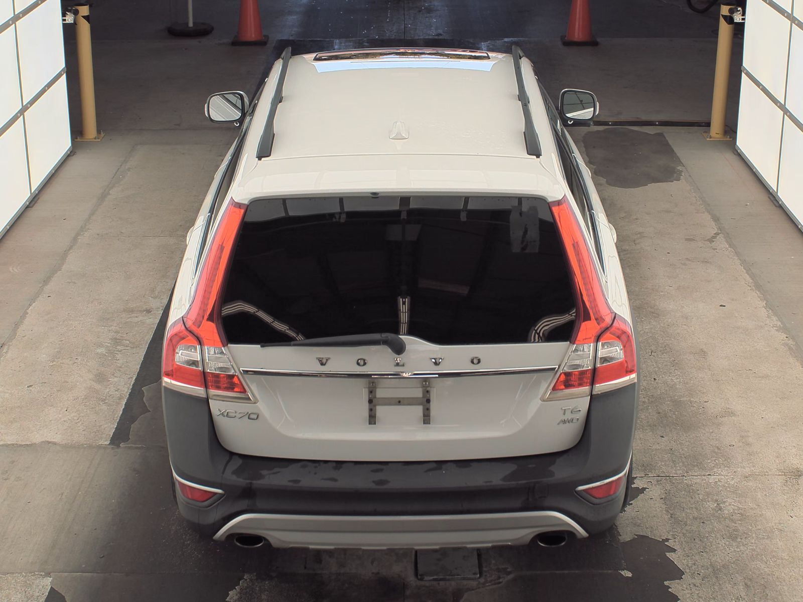 2015 Volvo XC70 T6 Platinum AWD